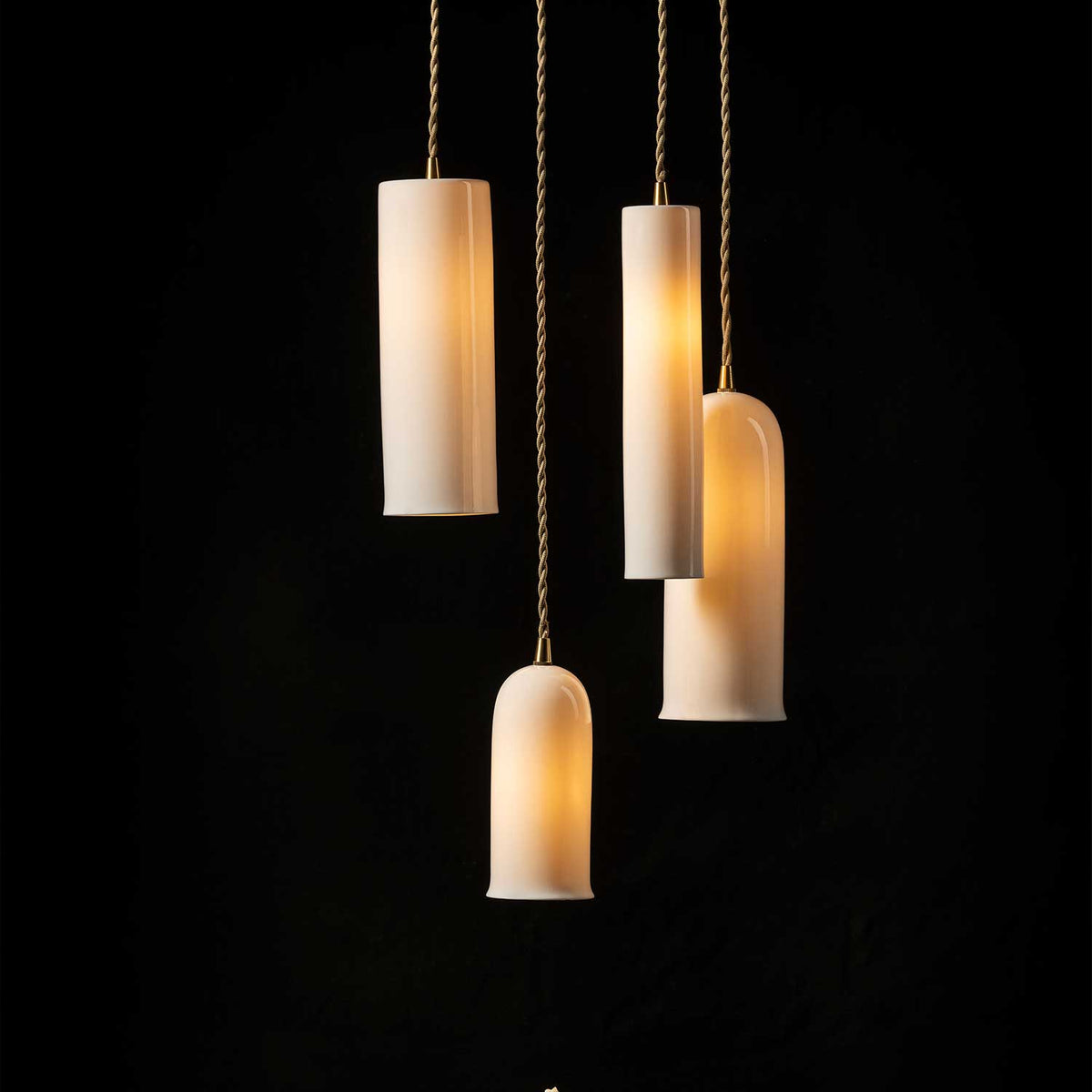 Olympia N°1 - Suspension en porcelaine