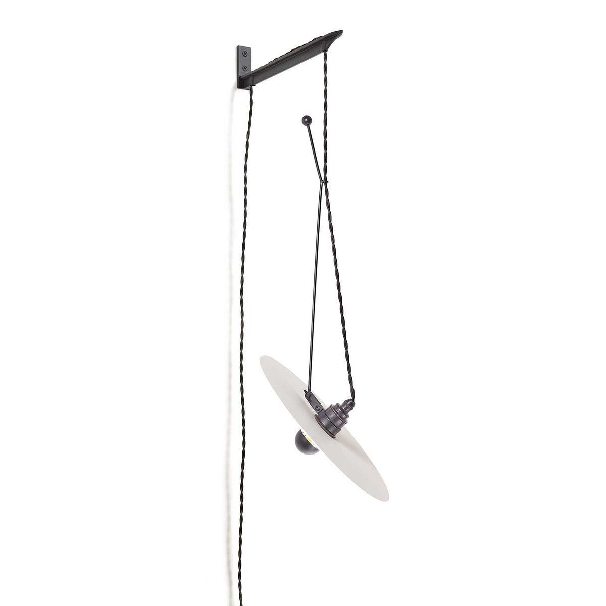 Luna 2 - Applique murale en acier et porcelaine, style minimaliste