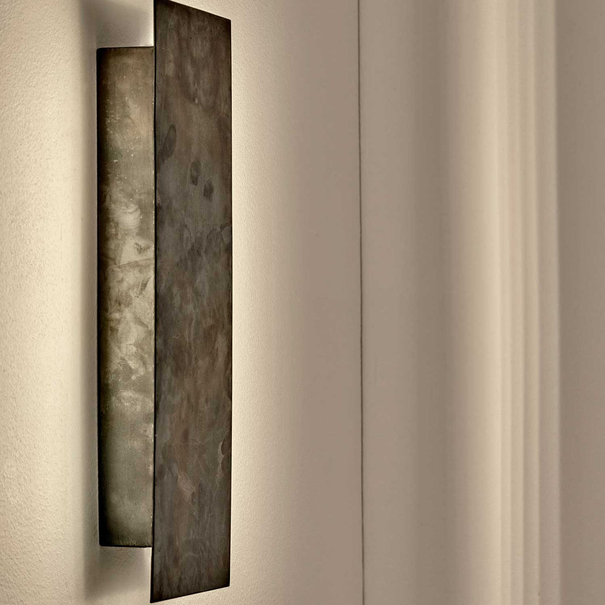 Sofisticato Nr.41 - Applique murale LED en acier bleui, style industriel