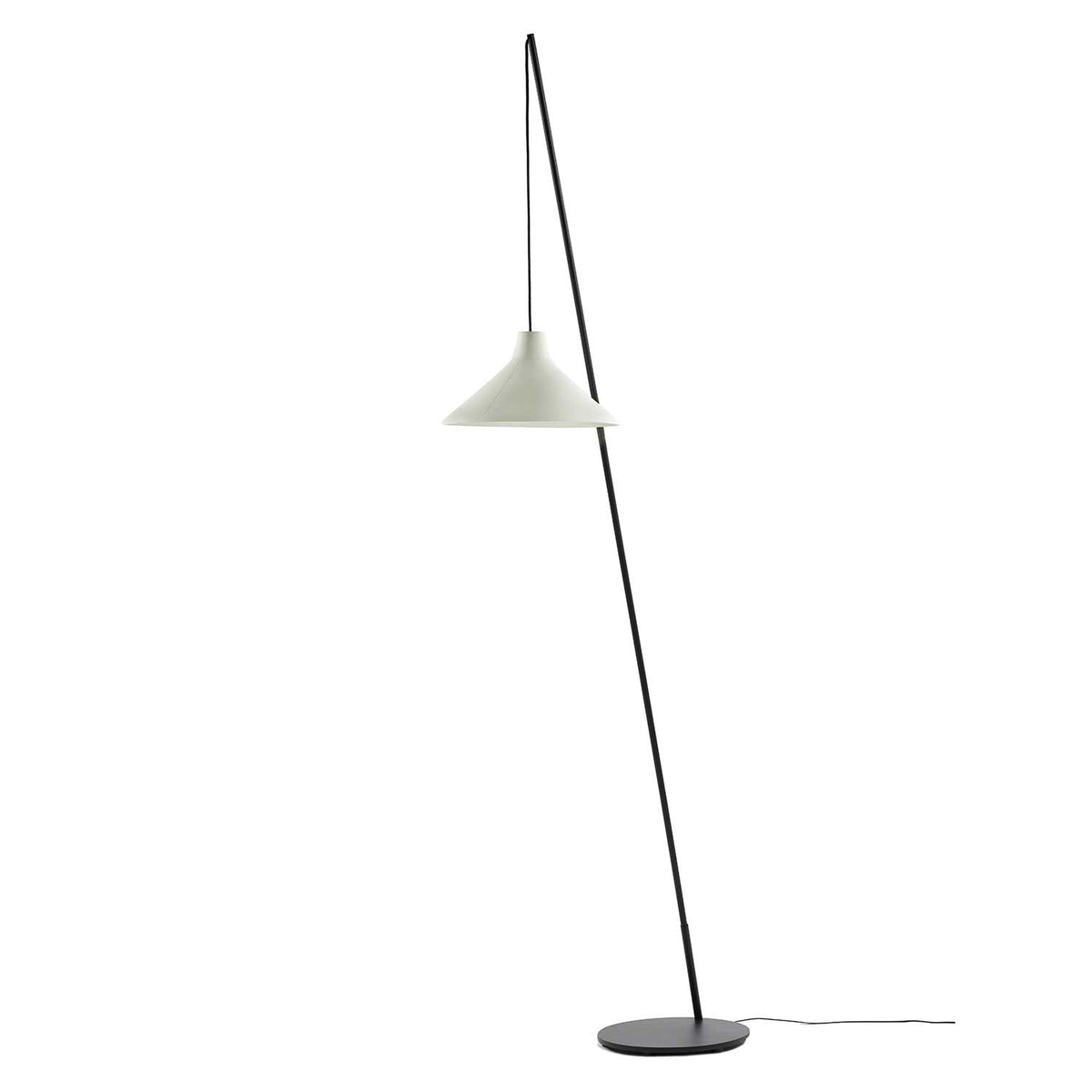 Seam - Lampadaire en acier et porcelaine