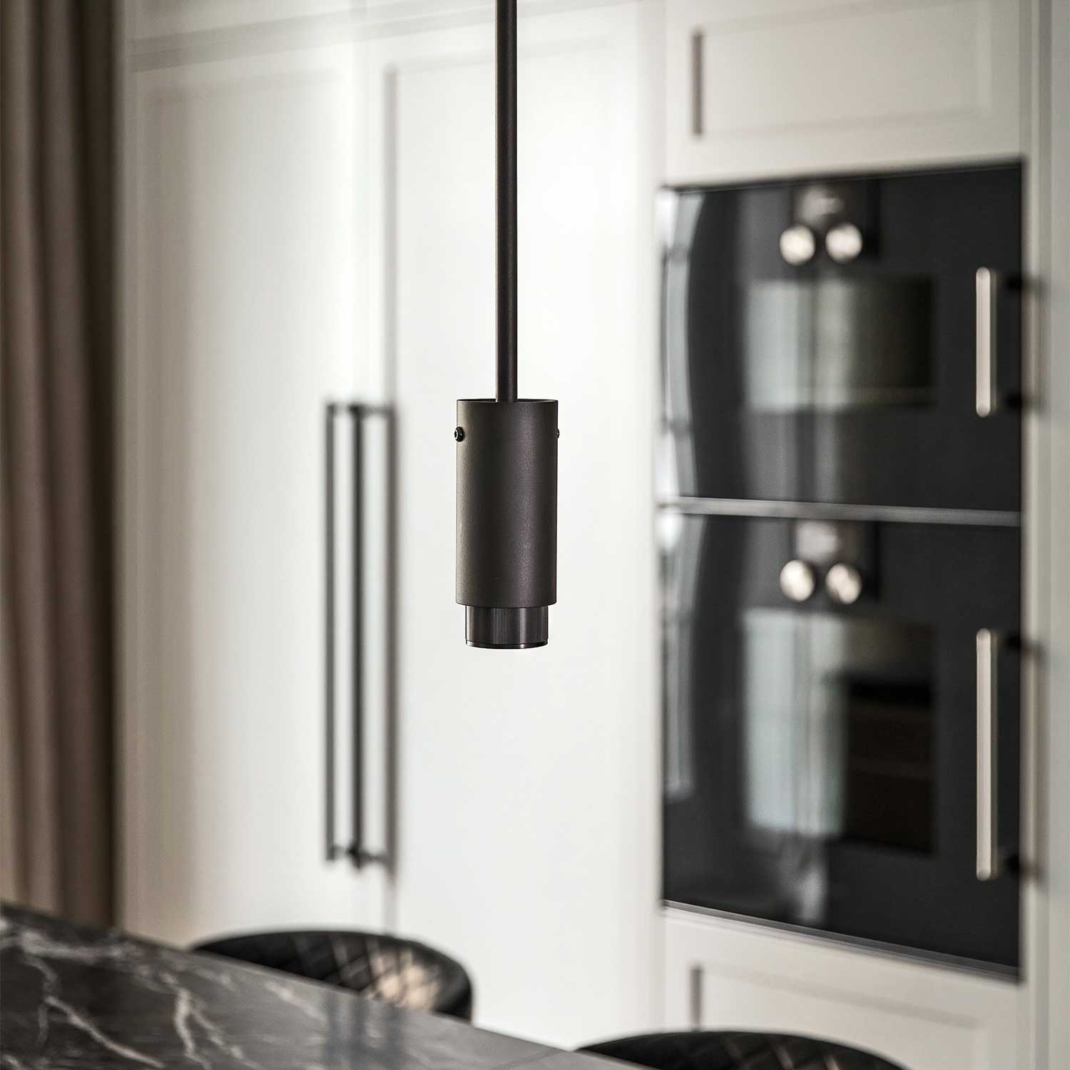 Exhaust Pendant Linear - Petit lustre en acier design pour cuisine