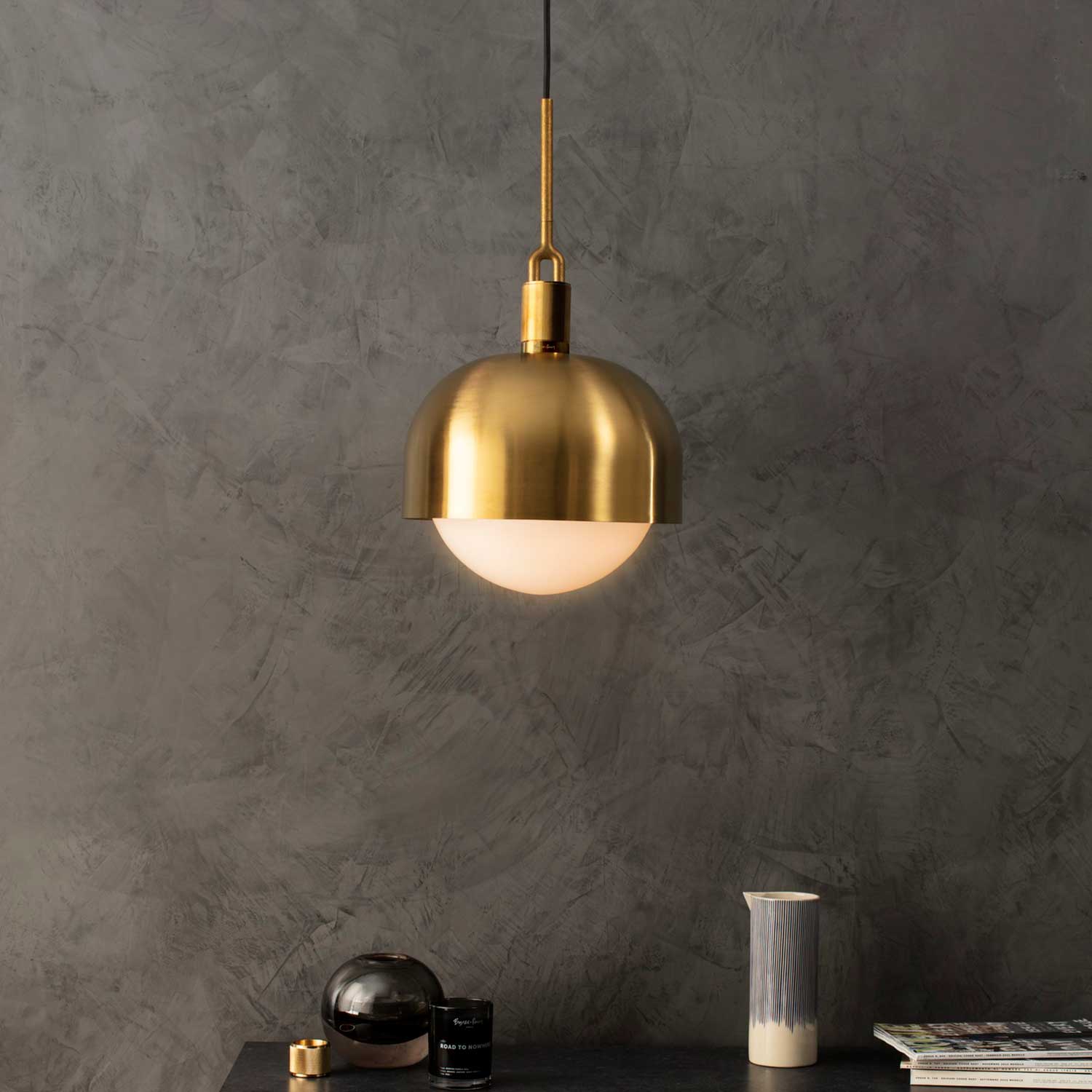 Forked Globe Shade - Suspension design pour cuisine industrielle