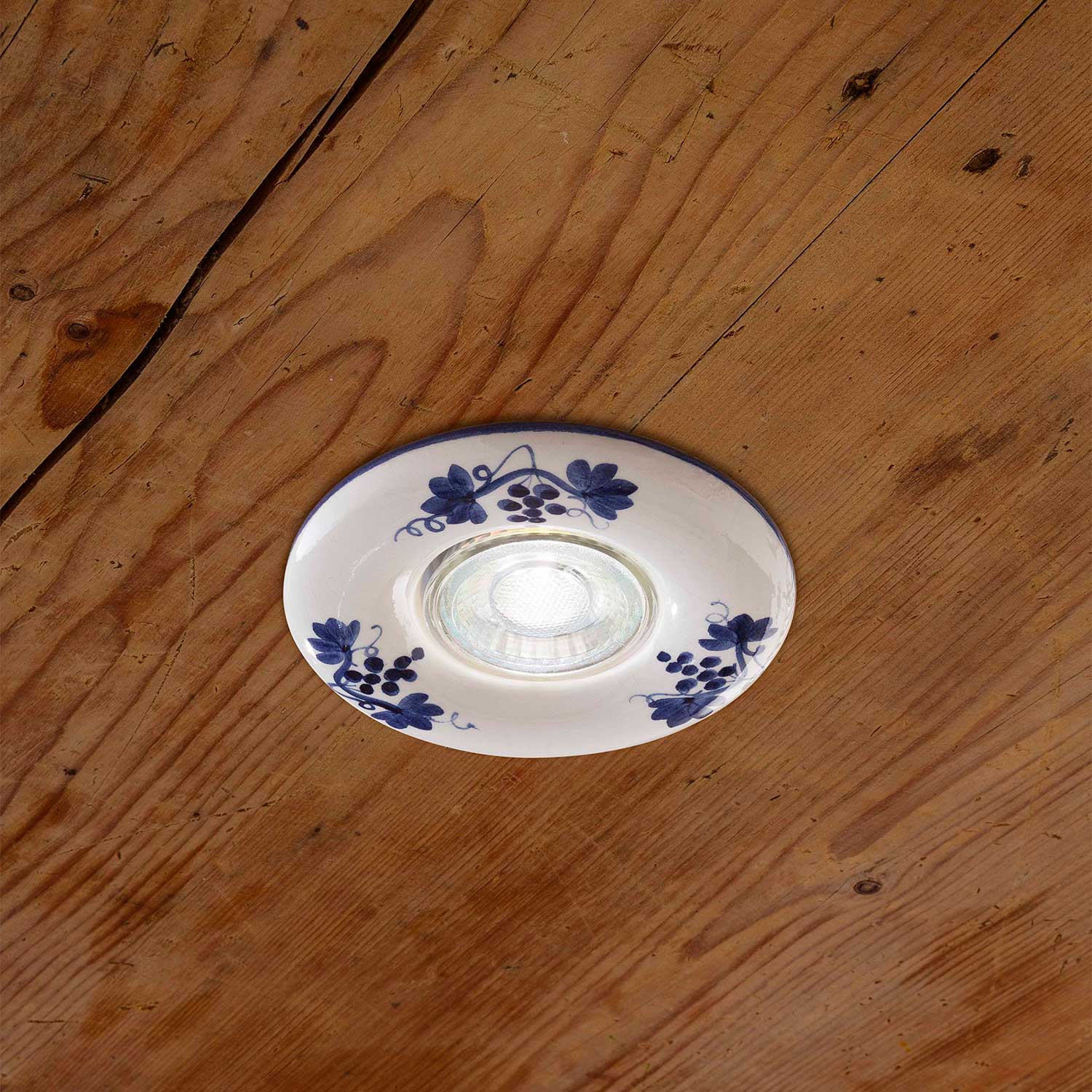 Pescara - Spot in ceramica floreale stile vintage