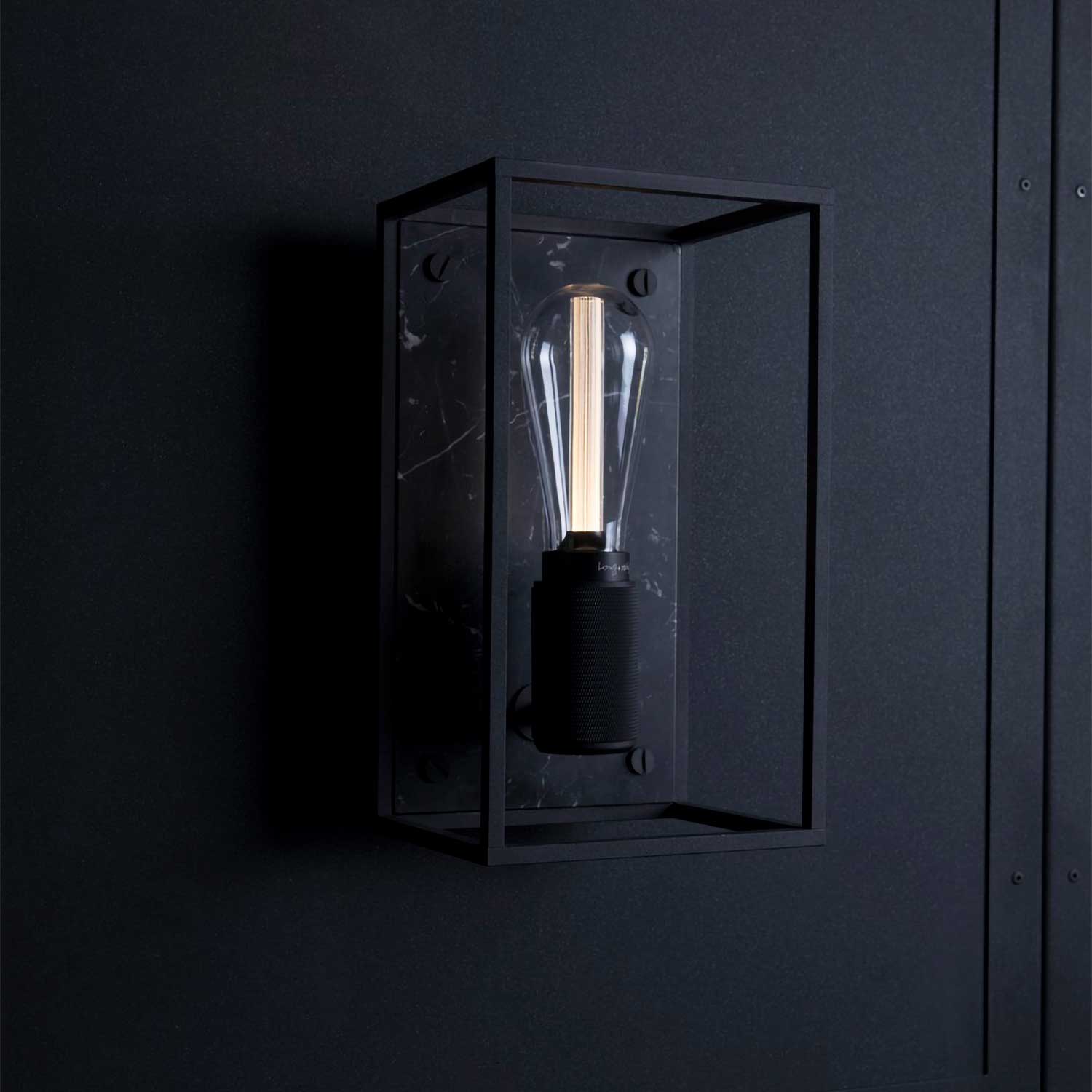 Caged Wall Medium - Aplique de pared jaula metal diseño contemporáneo