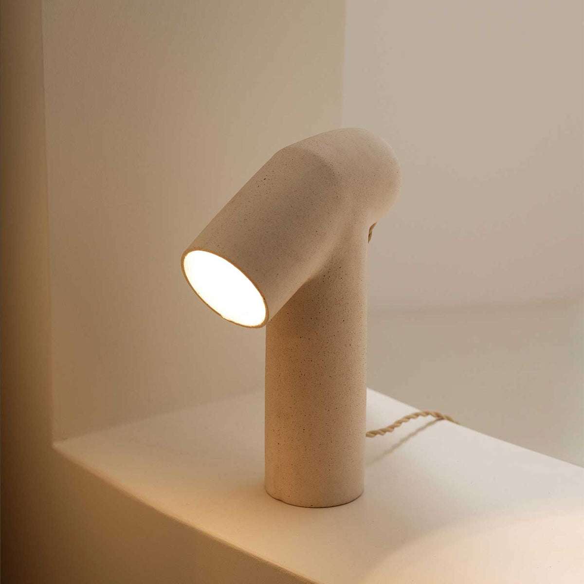 Maia - Lampe à poser en grès