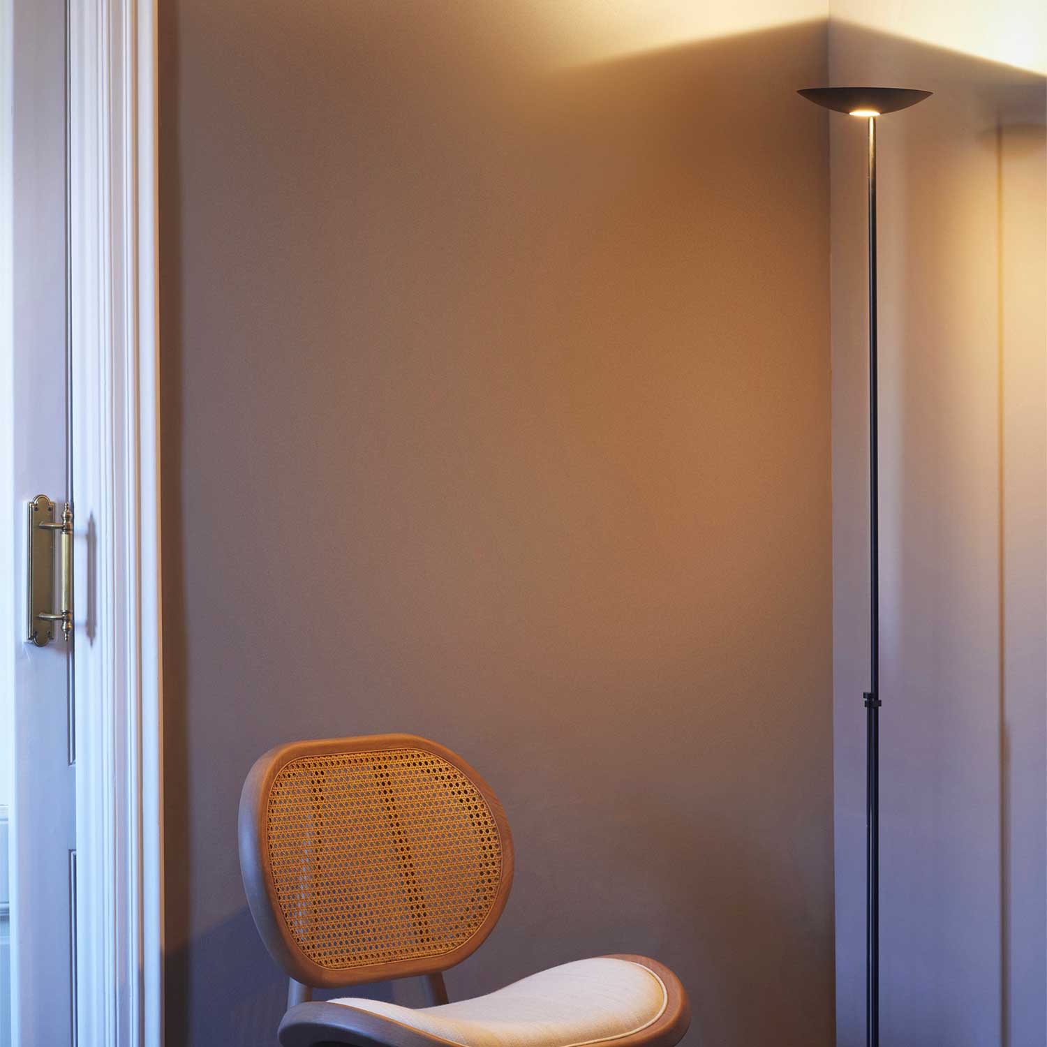 Icons - Vintage-Designer-Stehlampe aus Stahl für das Wohnzimmer