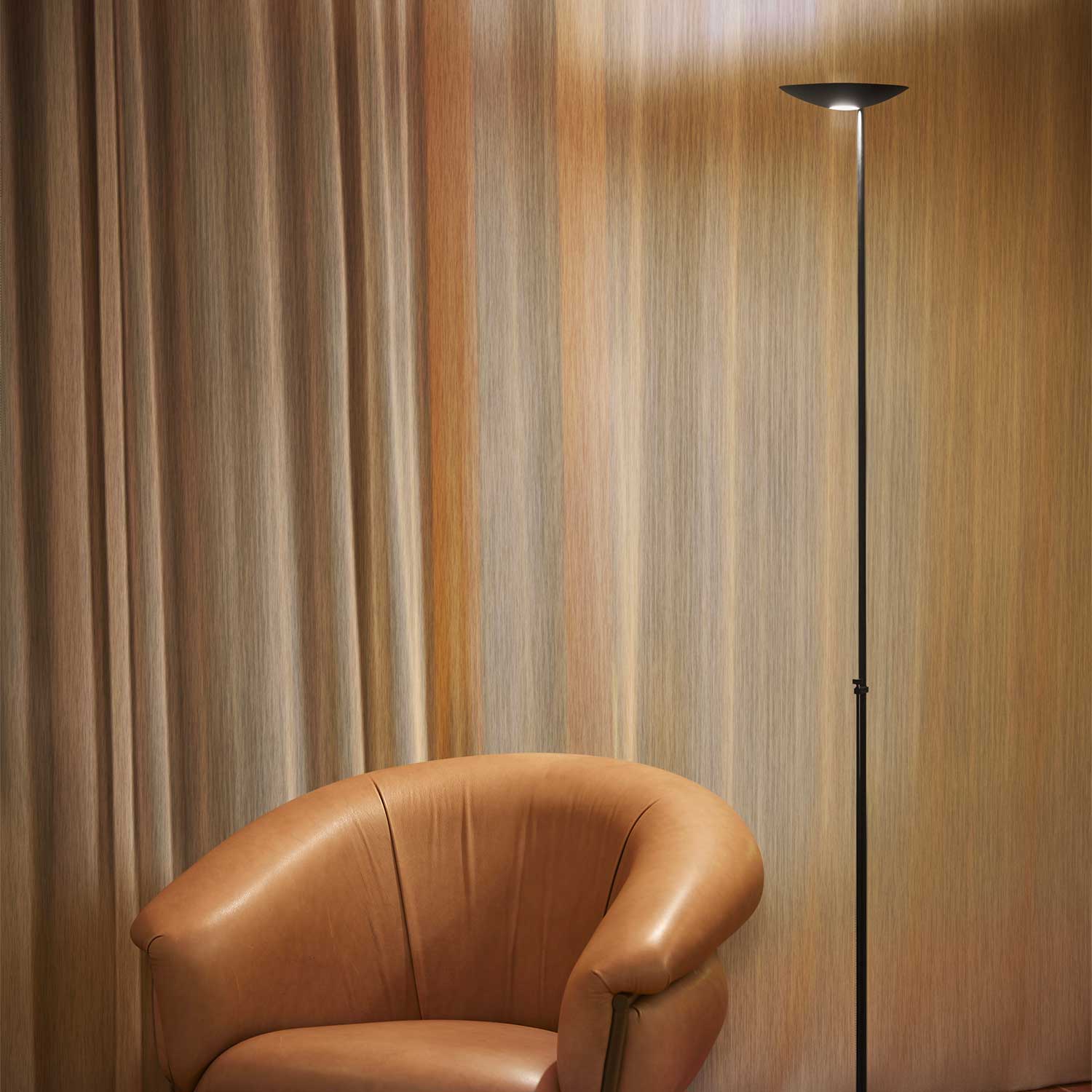 Icons - Vintage-Designer-Stehlampe aus Stahl für das Wohnzimmer