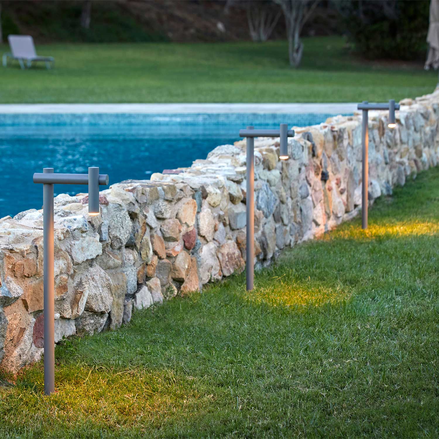 Tik - Borne led extérieure de jardin design moderne
