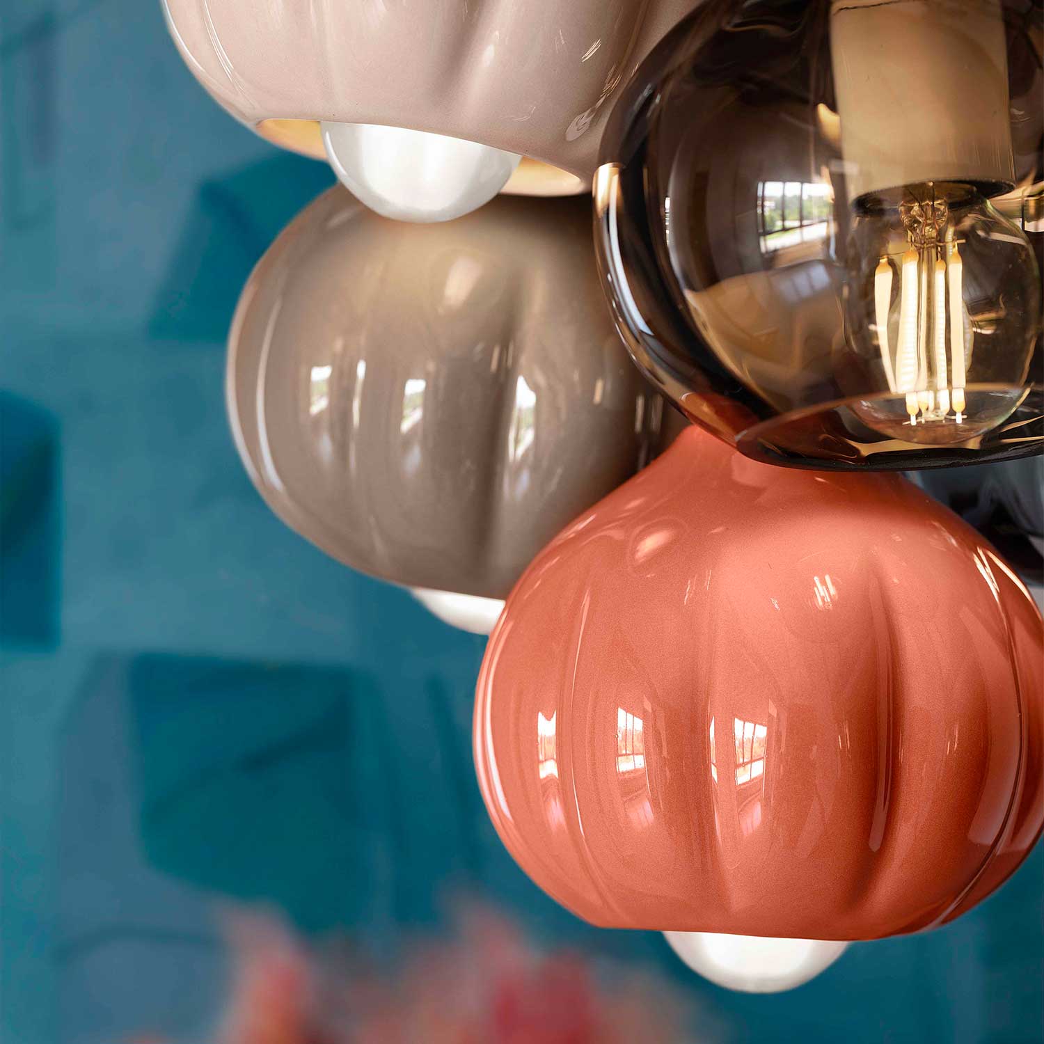 Afoxé - Petit lustre en céramique design pour chambre moderne