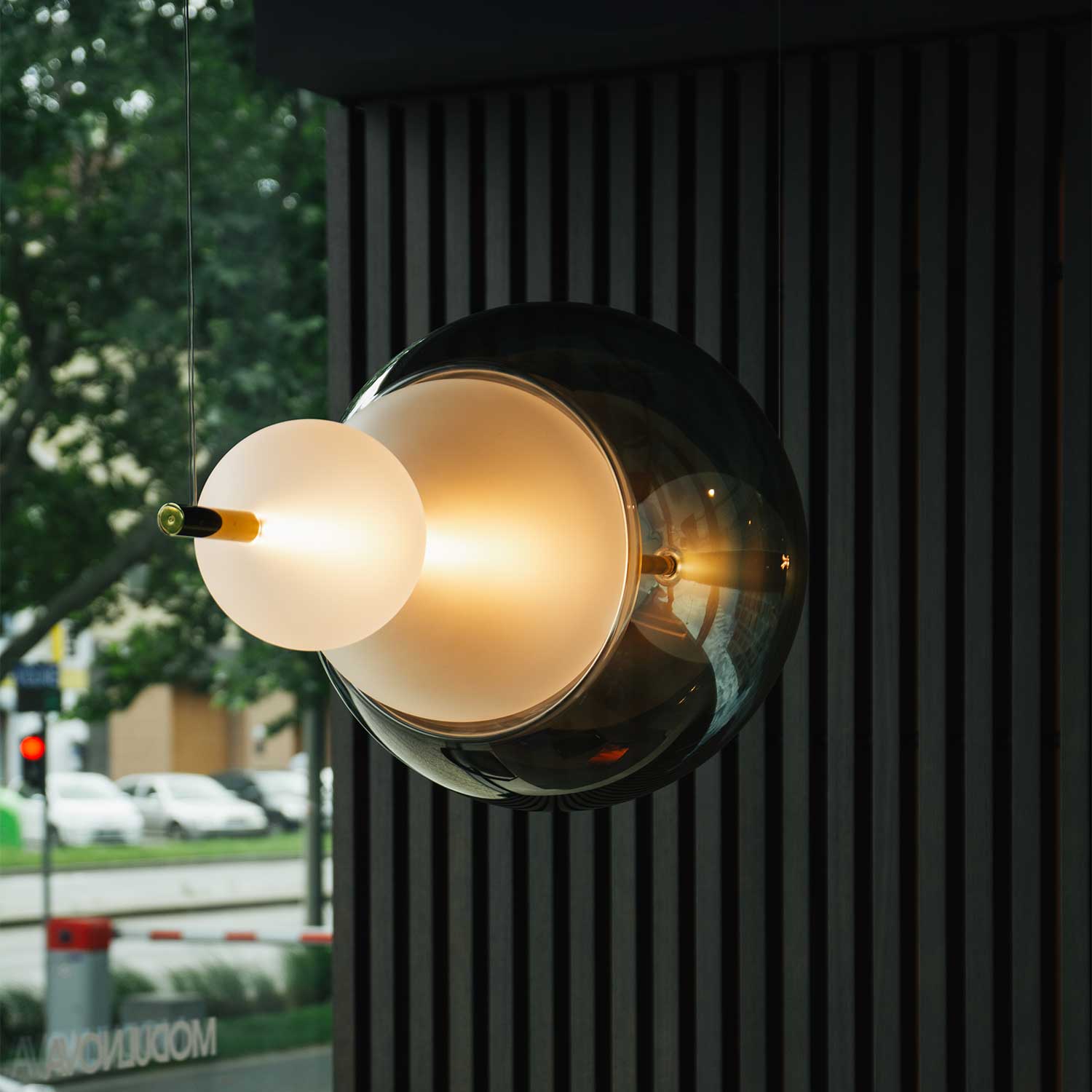 Galileo Linear - Suspension LED luxueuse sphère en verre design