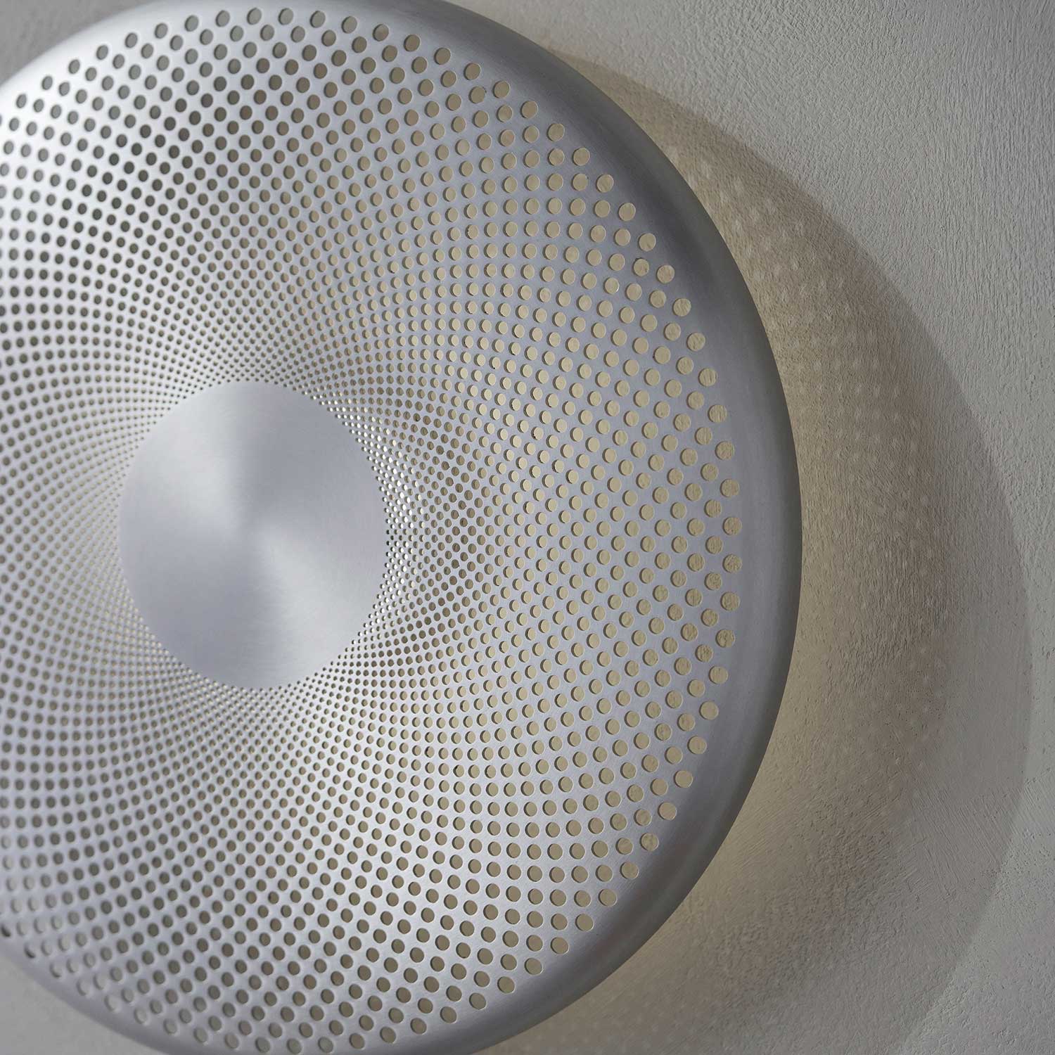 Glint - Runde Design-Wandleuchte, modern und zeitgemäß