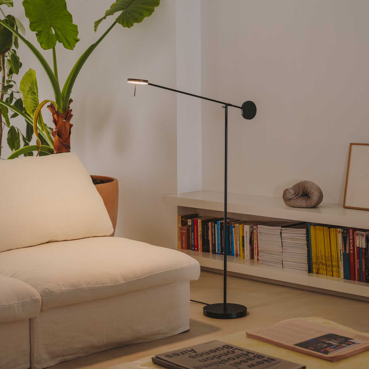 Invisible - Lampada da terra LED design minimalista per soggiorno