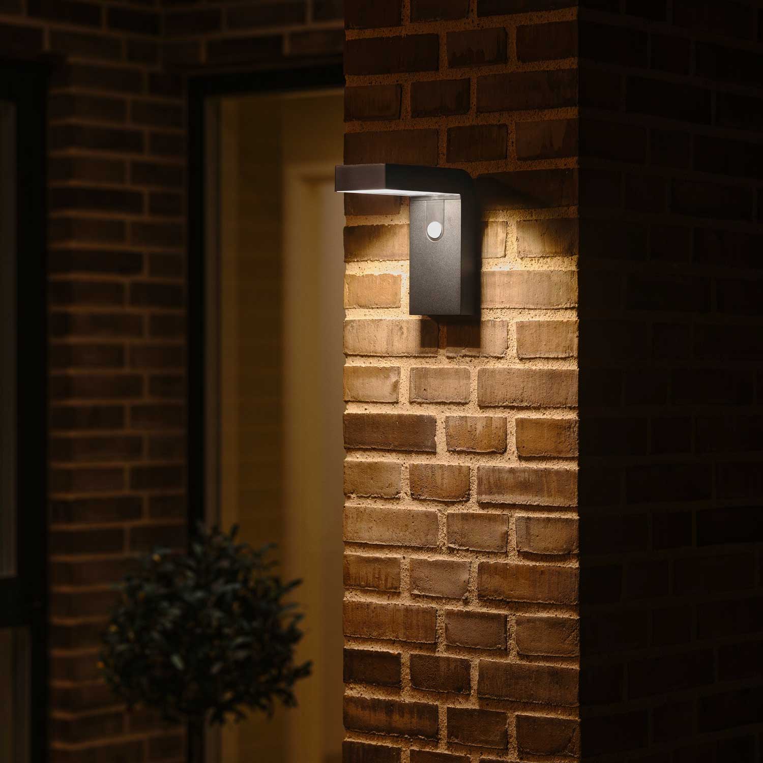 Alya - Aplique de pared solar LED con detector de movimiento