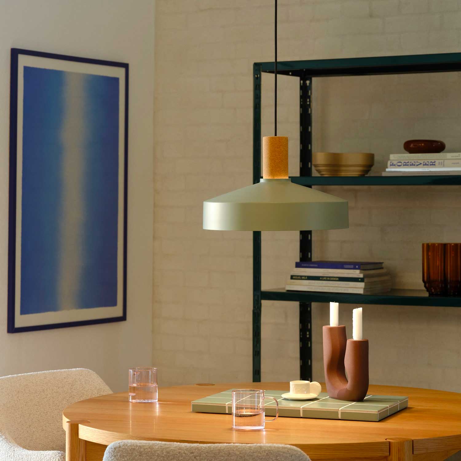 Elvas - Suspension design en acier et marbre pour salle à manger