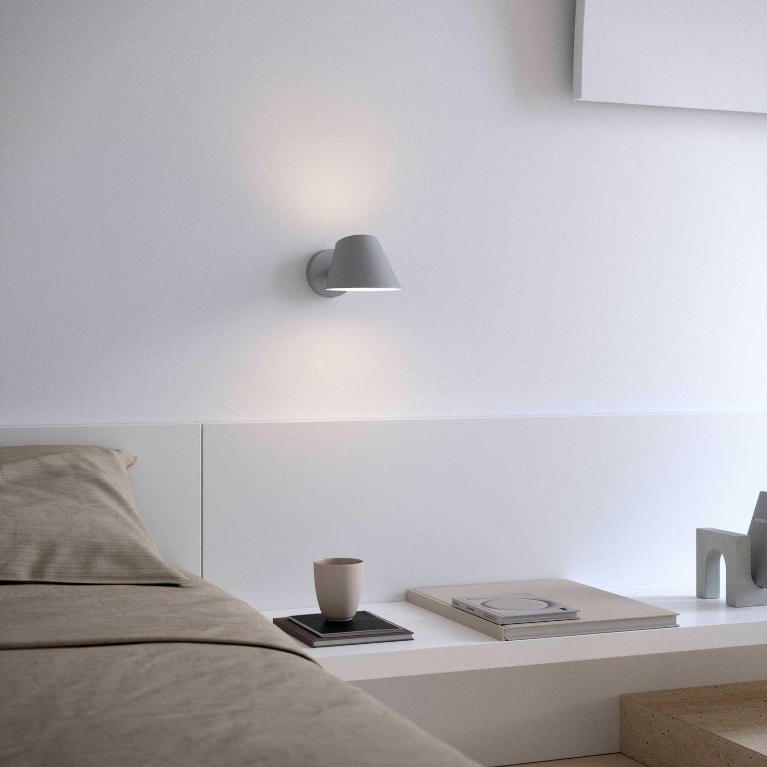 Stay - Applique murale moderne en acier pour salon ou cuisine