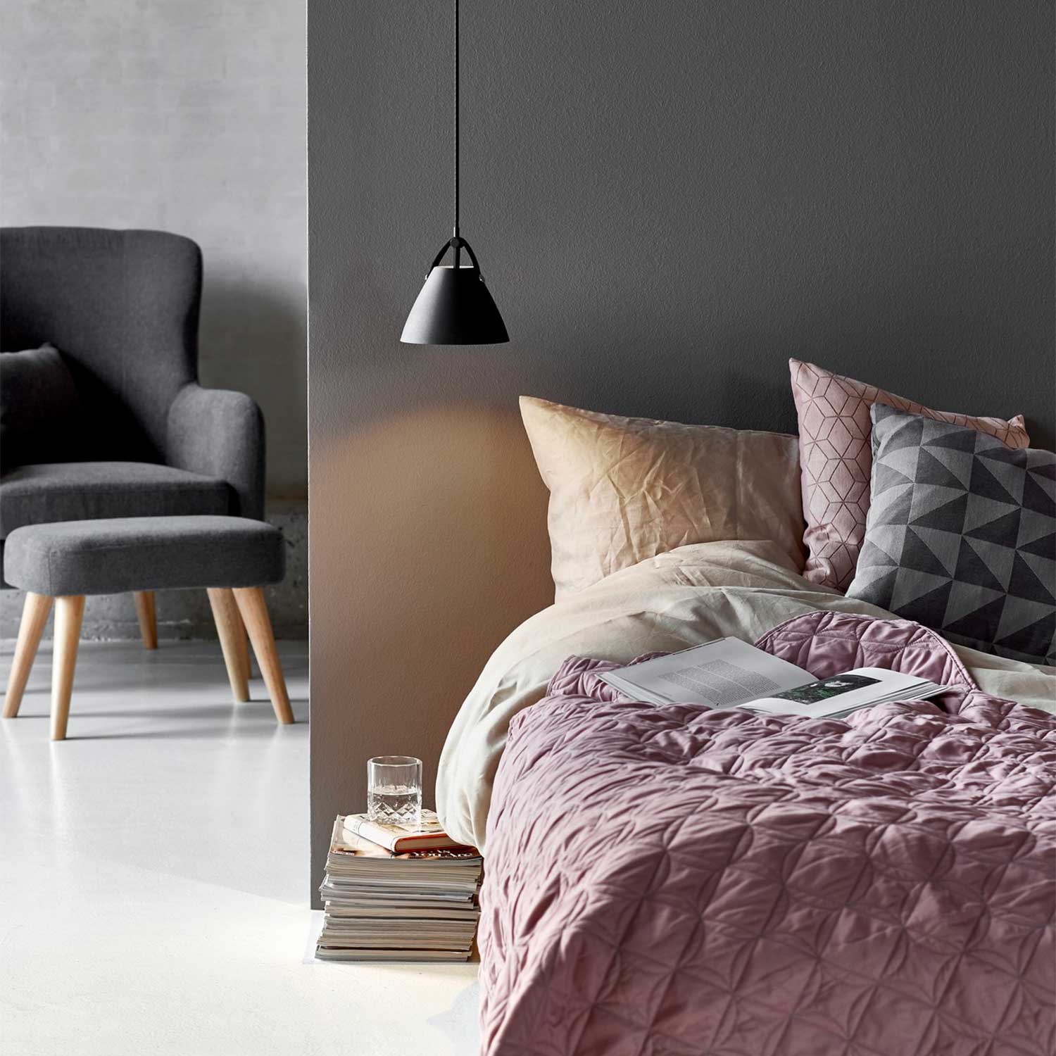 Strap - Suspension en acier et cuir pour chambre scandinave