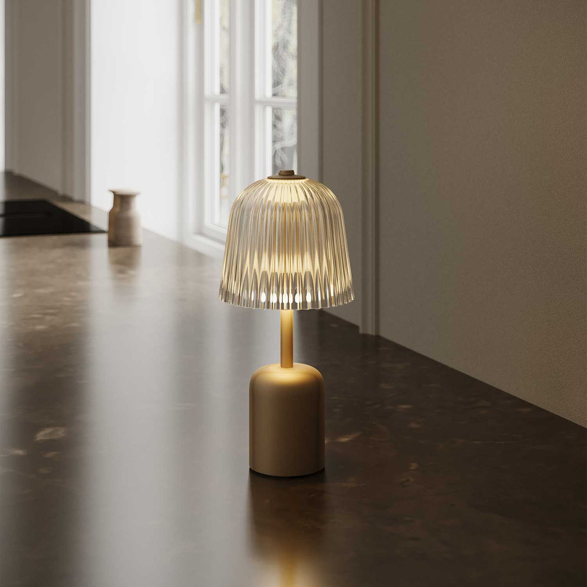 Asteea - Lampe à poser nomade en métal et acrylique, style scandinave