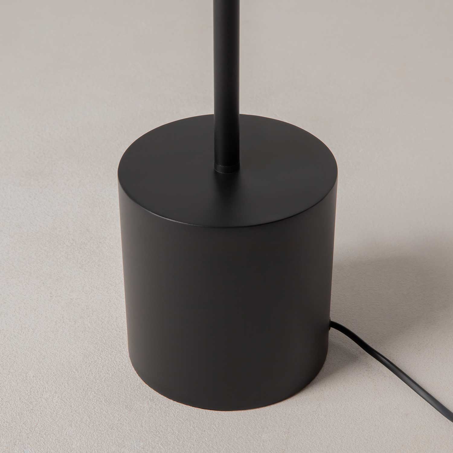 Evolution - Lampadaire LED sur pied au design moderne