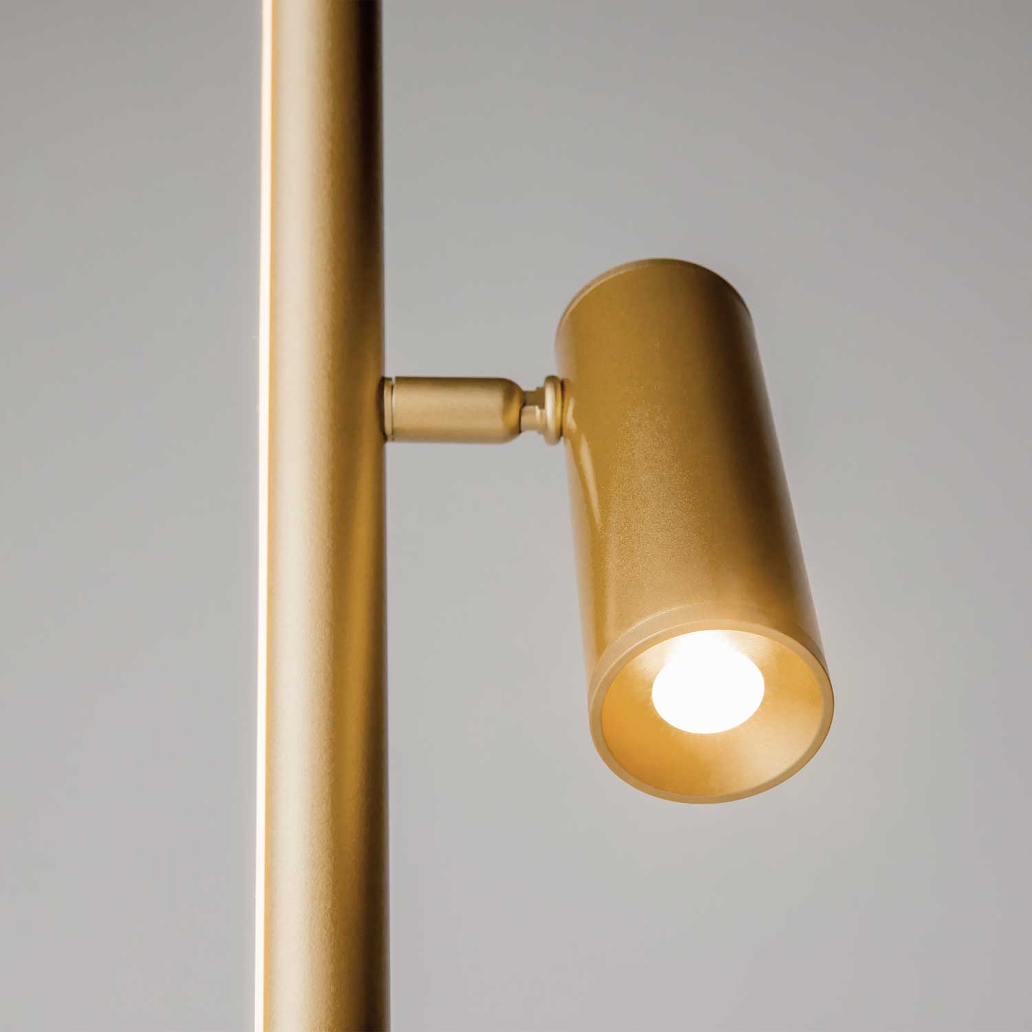 Thin - Lampadaire LED sur pied minimaliste au design moderne