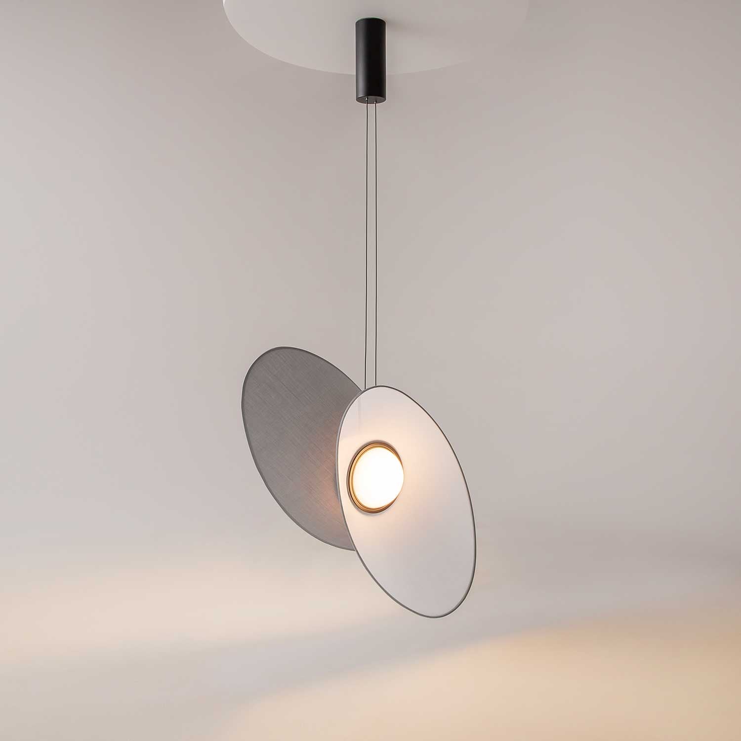 Evolution - Suspension LED au design moderne pour chambre