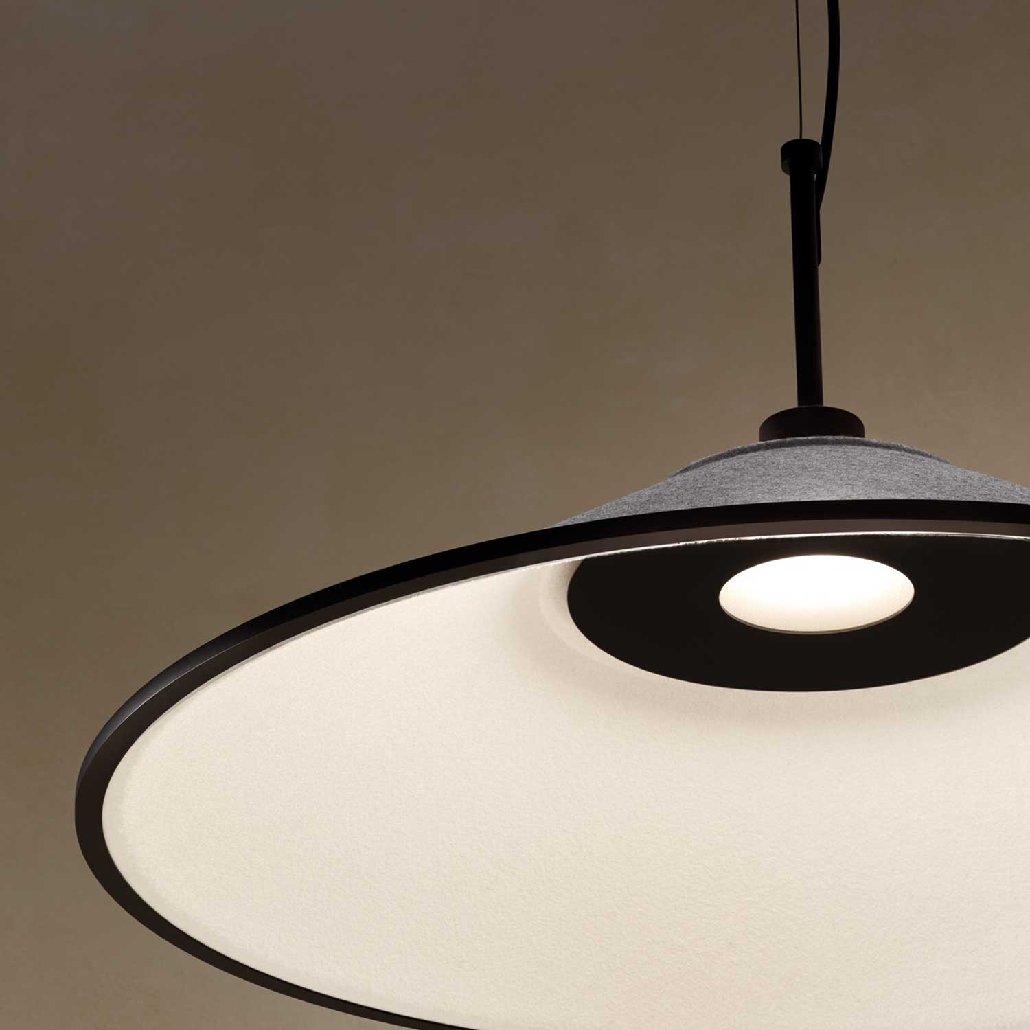 Shoemaker - Suspension acoustique LED pour bureau