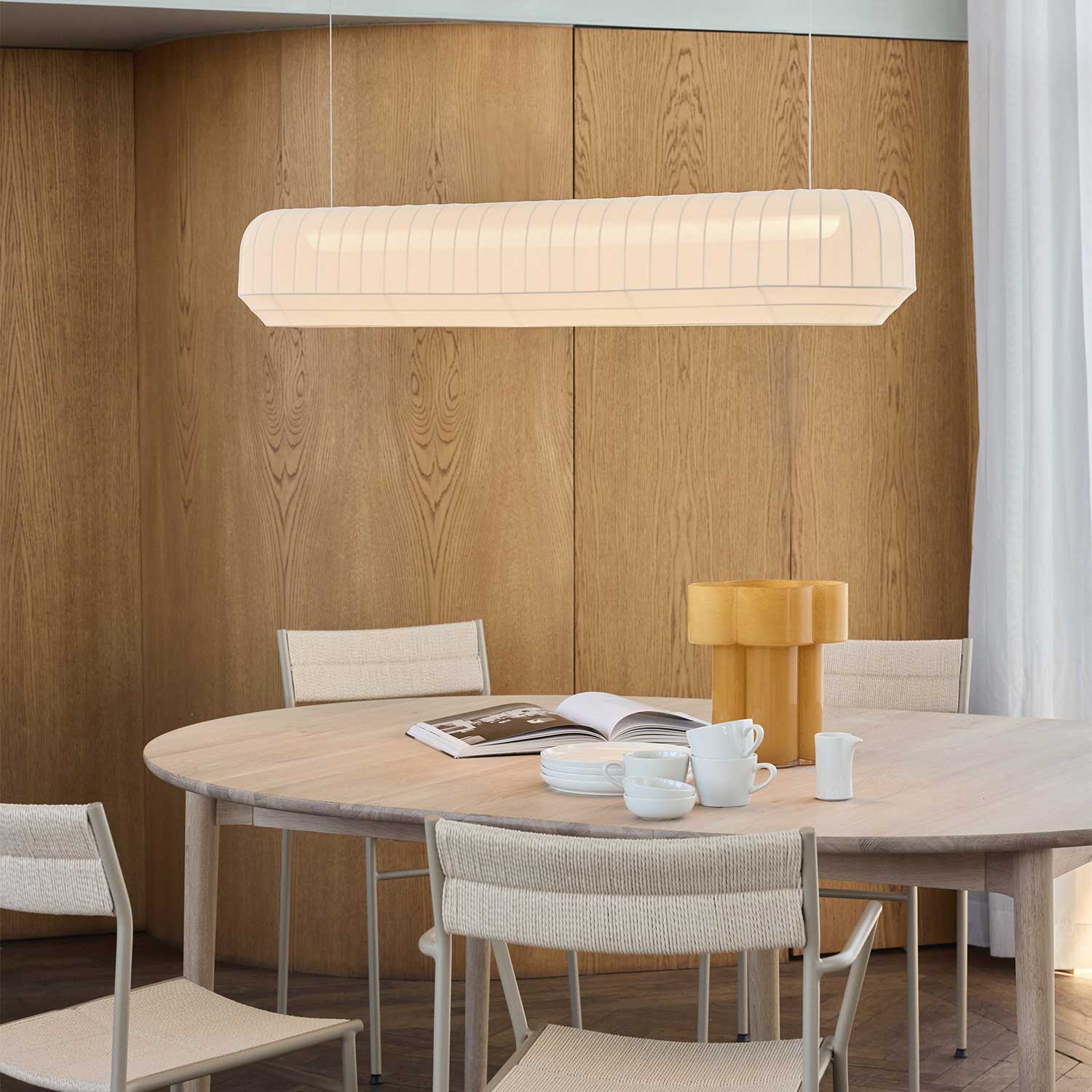 Tradition Linear - Suspension en tissu blanc design japandi