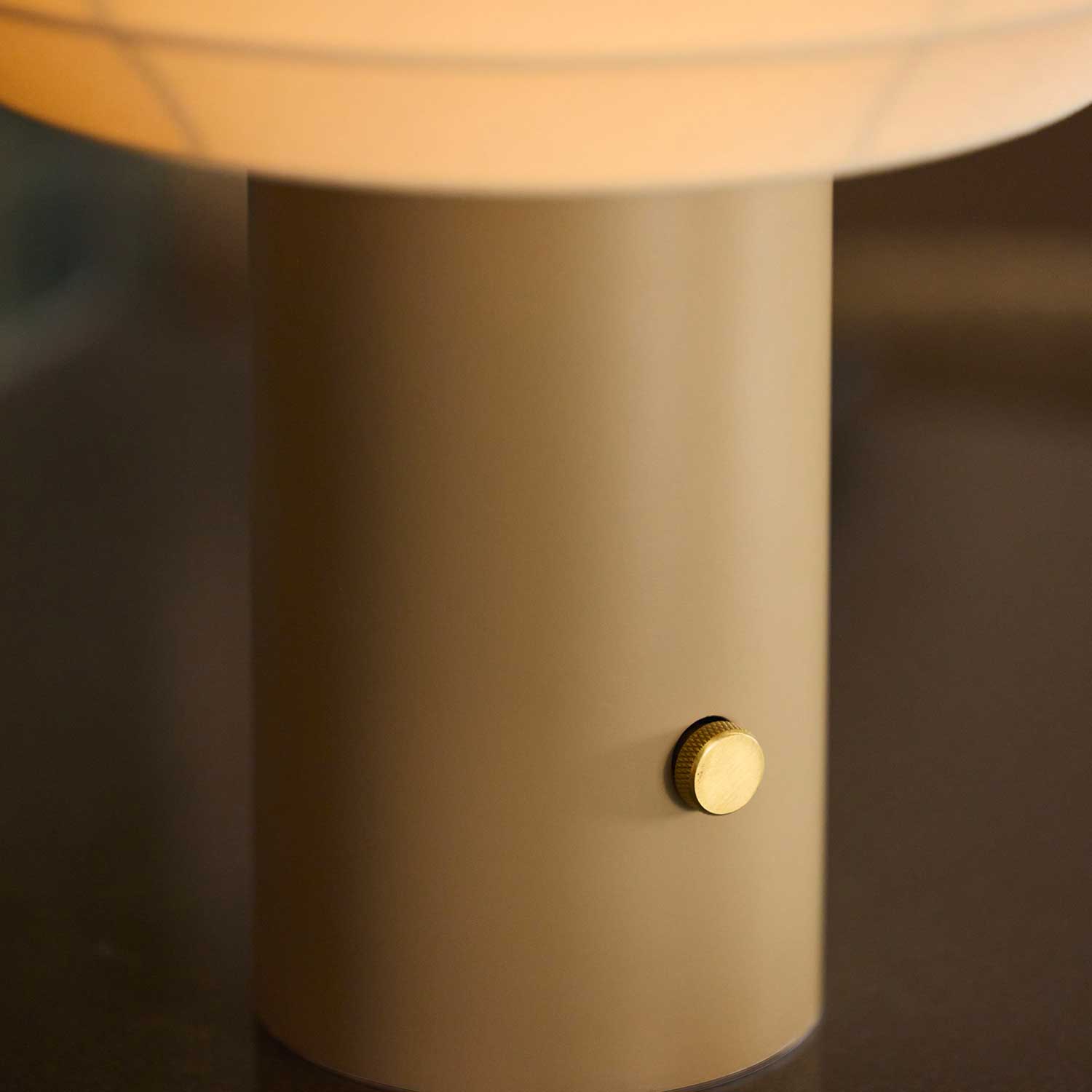 Tradition - Lampe de chevet en tissu design japandi