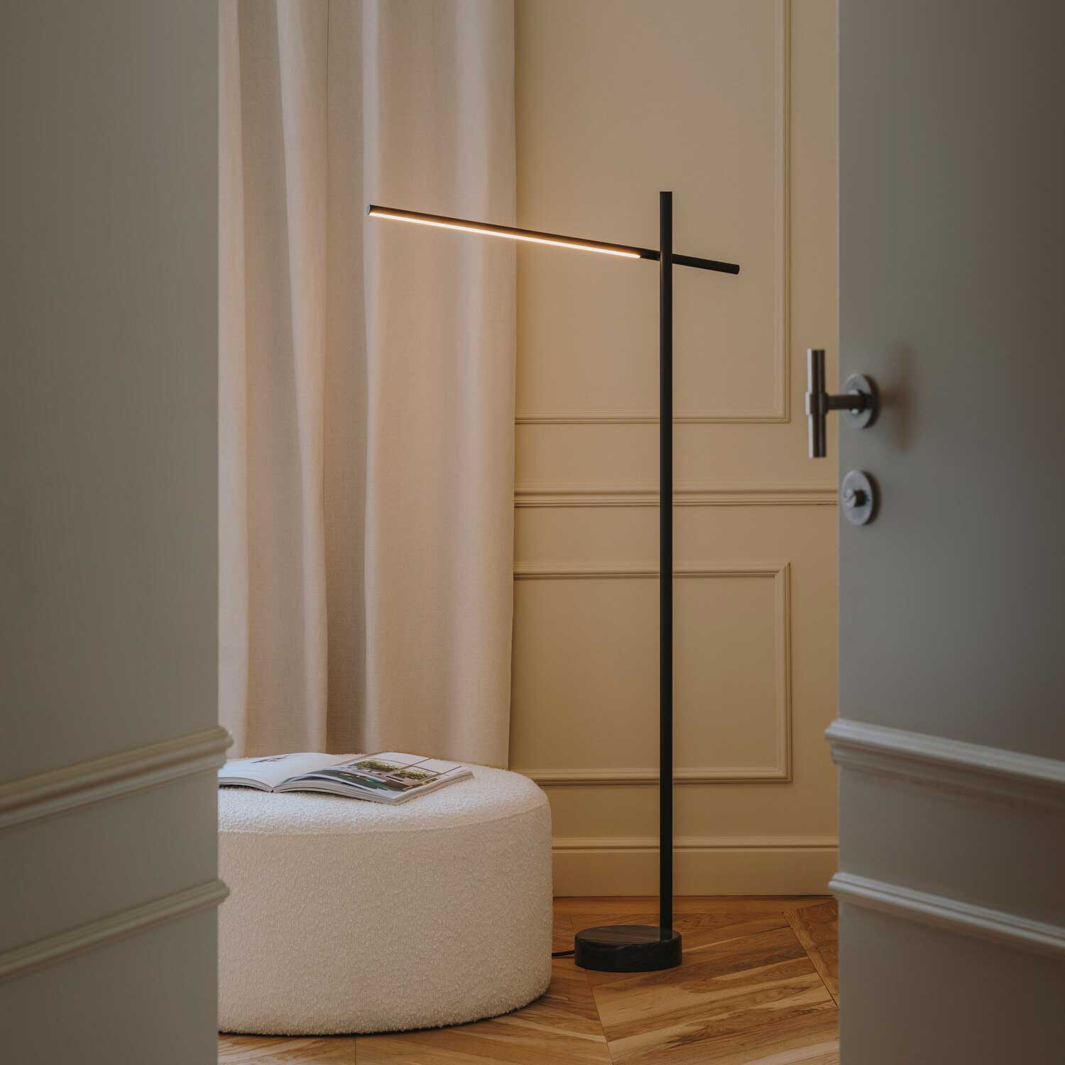 Tubs - Lampadaire LED design minimaliste pour salon