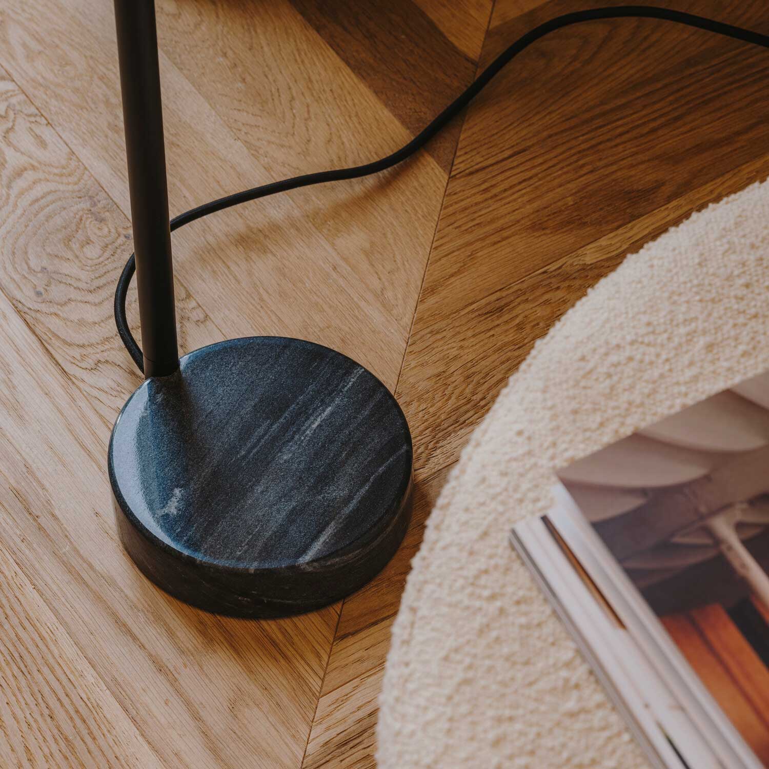 Tubs - Lampadaire LED design minimaliste pour salon