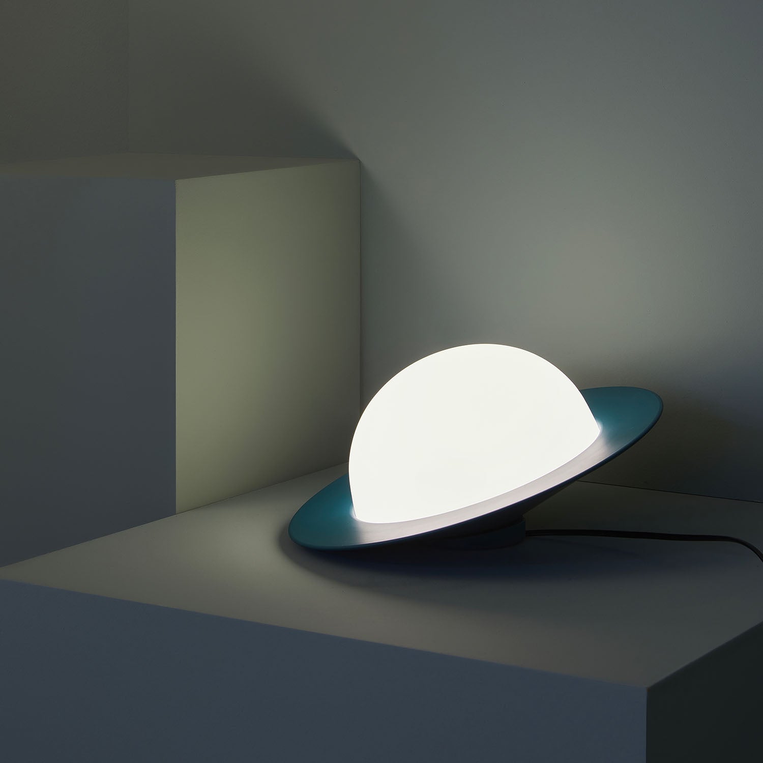 ALLEY - Lampe à poser forme saturne design et coloré