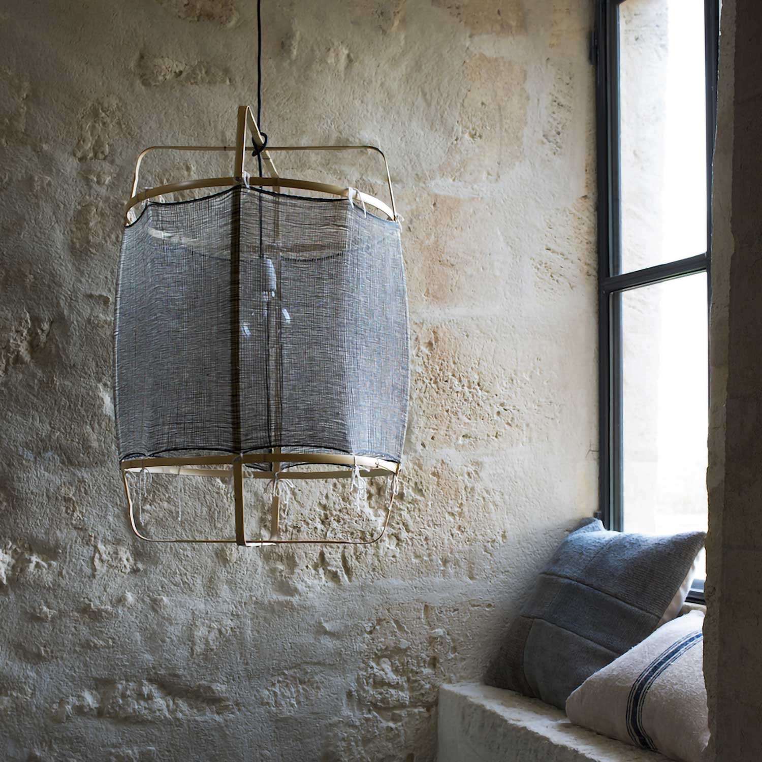 AY ILLUMINATE Z11 bamboo and white silk suspension cage