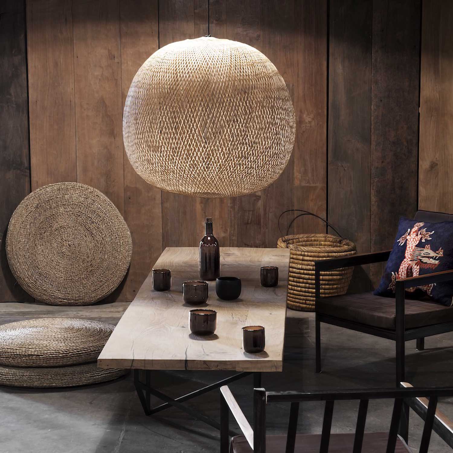 PLUM - Suspension boule en bambou naturel tressé fait main
