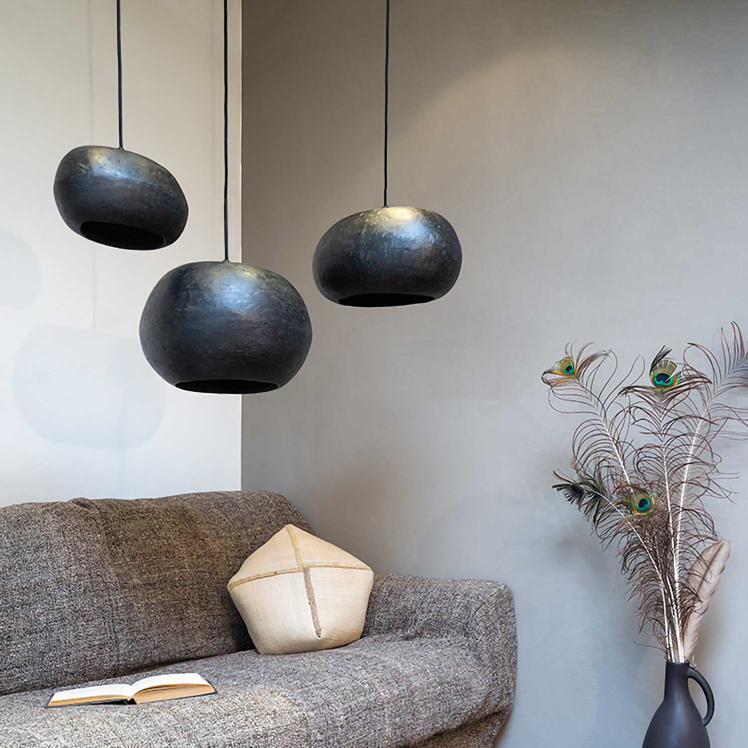 Pebble - Lámpara colgante diseño wabi-sabi en forma de guijarro
