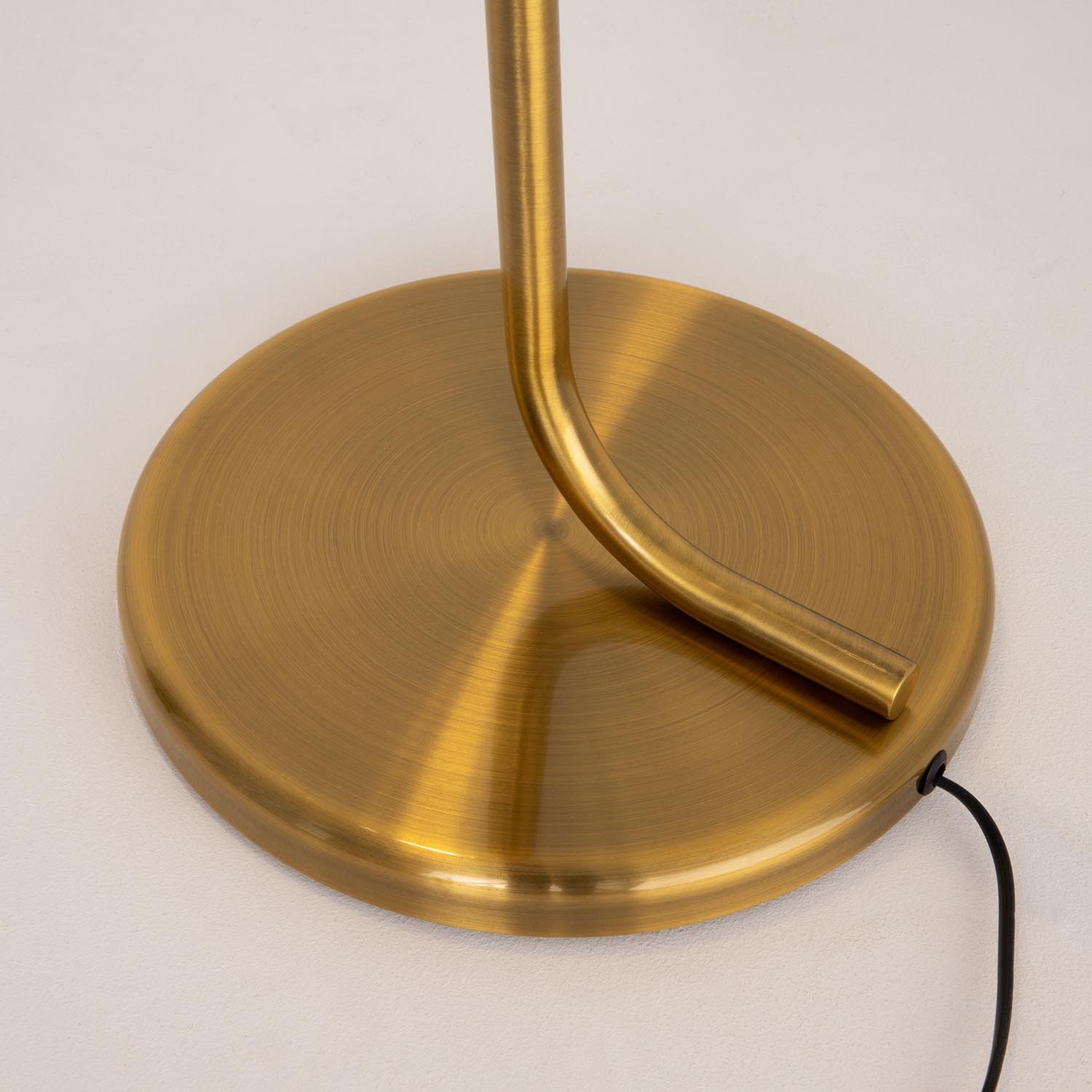 CABARET - LED floor lamp on stand in gold metal and glass