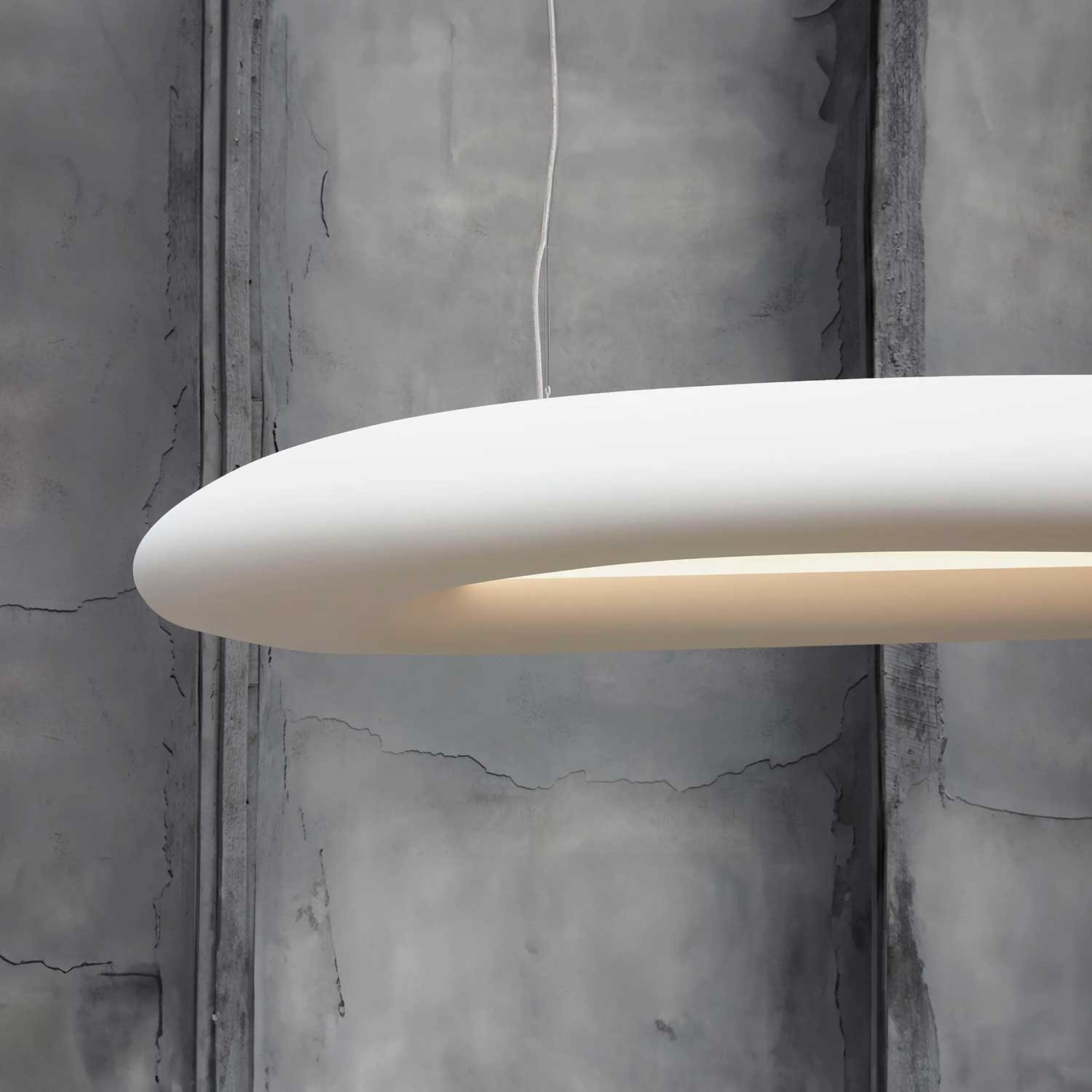 CHOVEN - Wabi-sabi design cloud suspension for interior