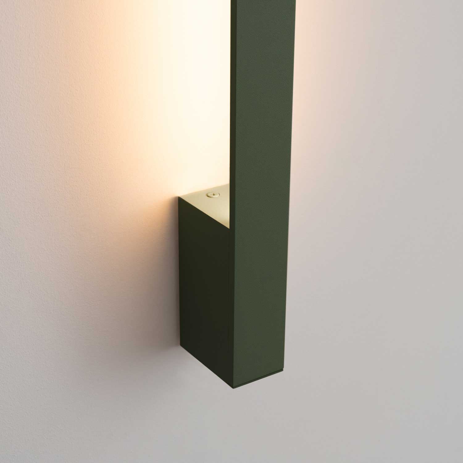 Fom - Applique murale LED design pour salon moderne