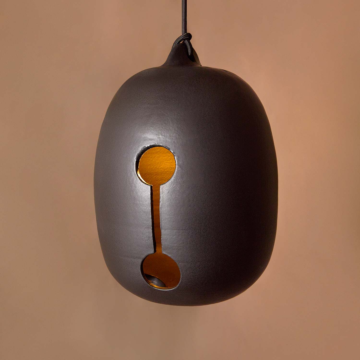 GRANNY'S - Wabi-sabi pendant light in handmade ceramic