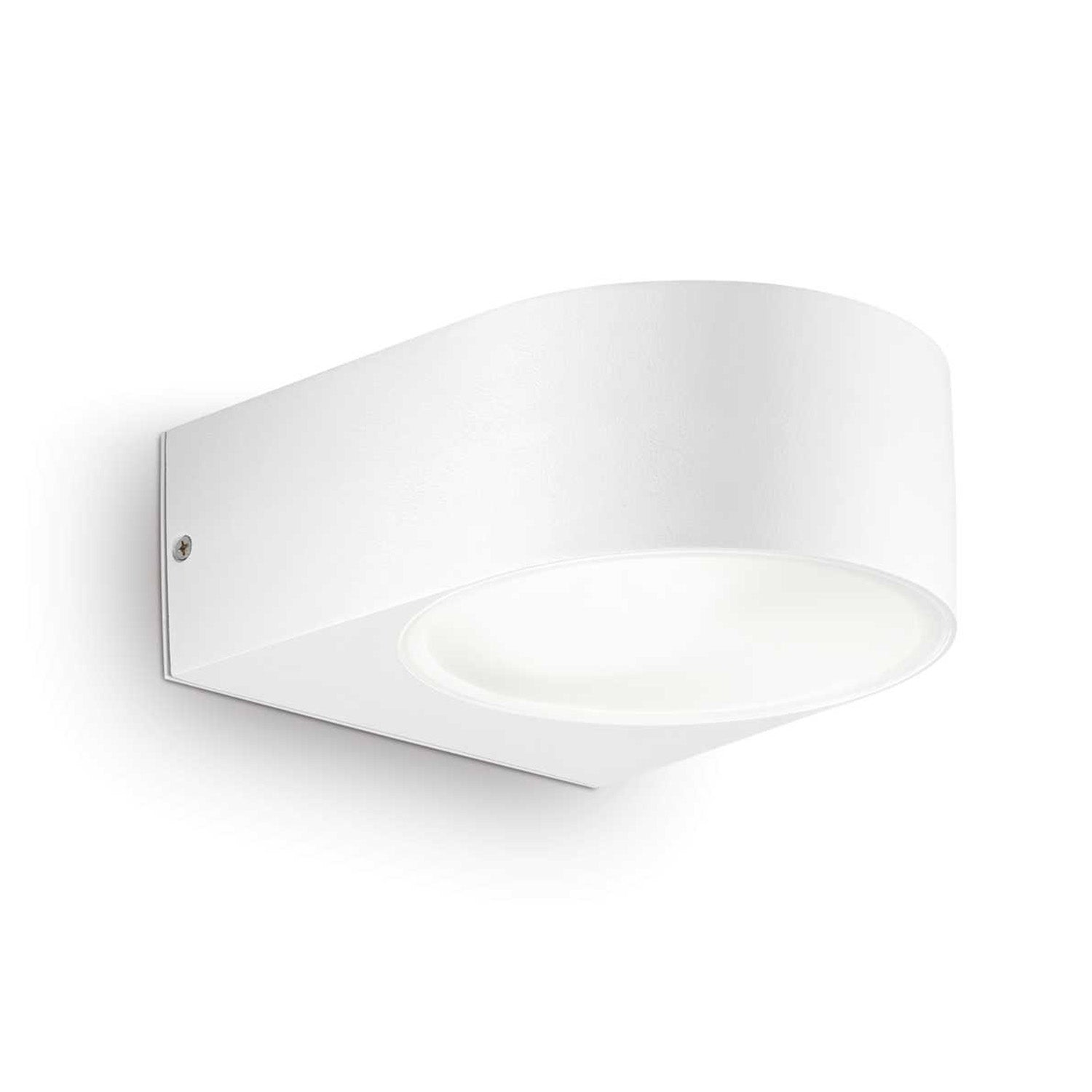 IKO - Minimalist aluminum wall light for outdoors