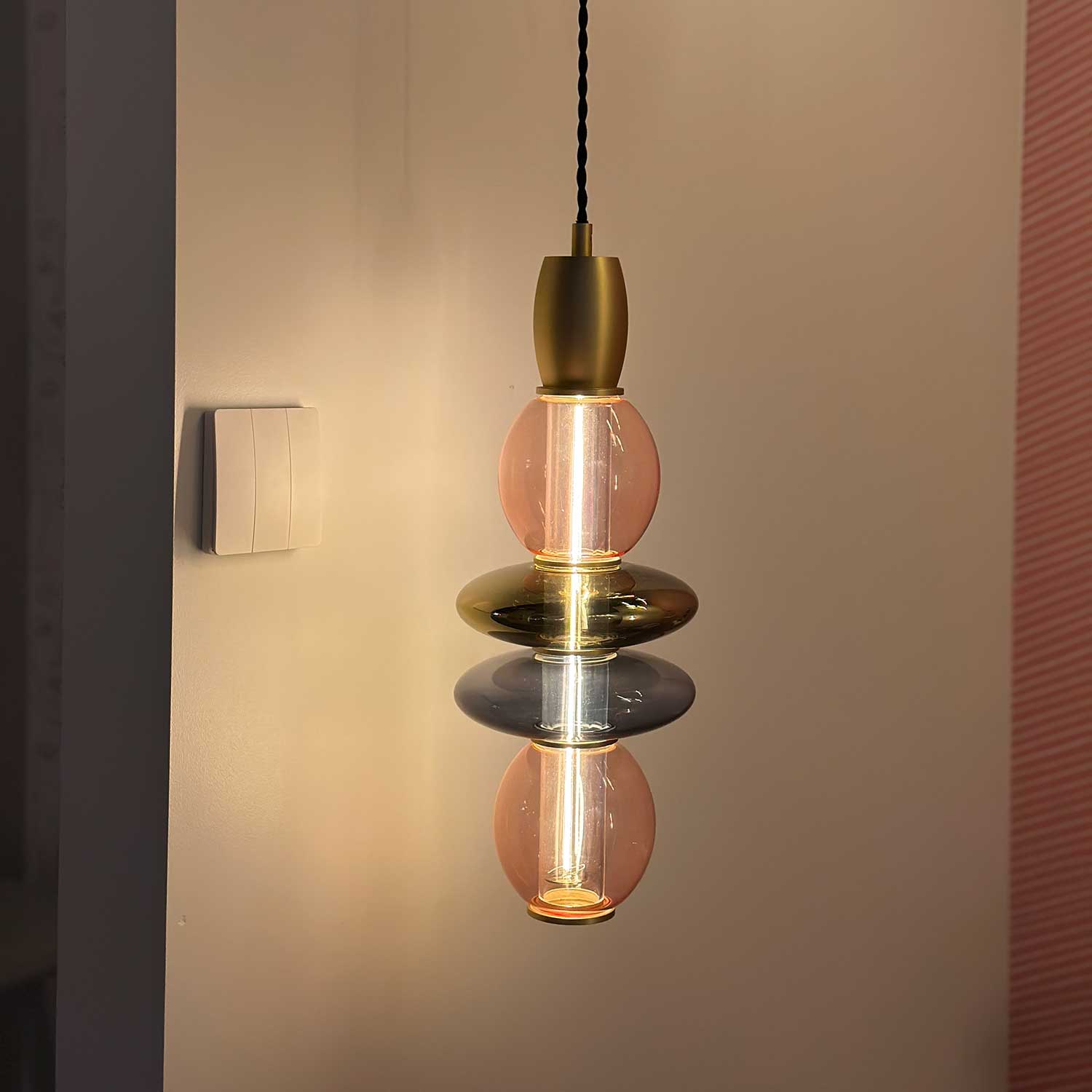 Léonor - Suspension LED en verre design coloré