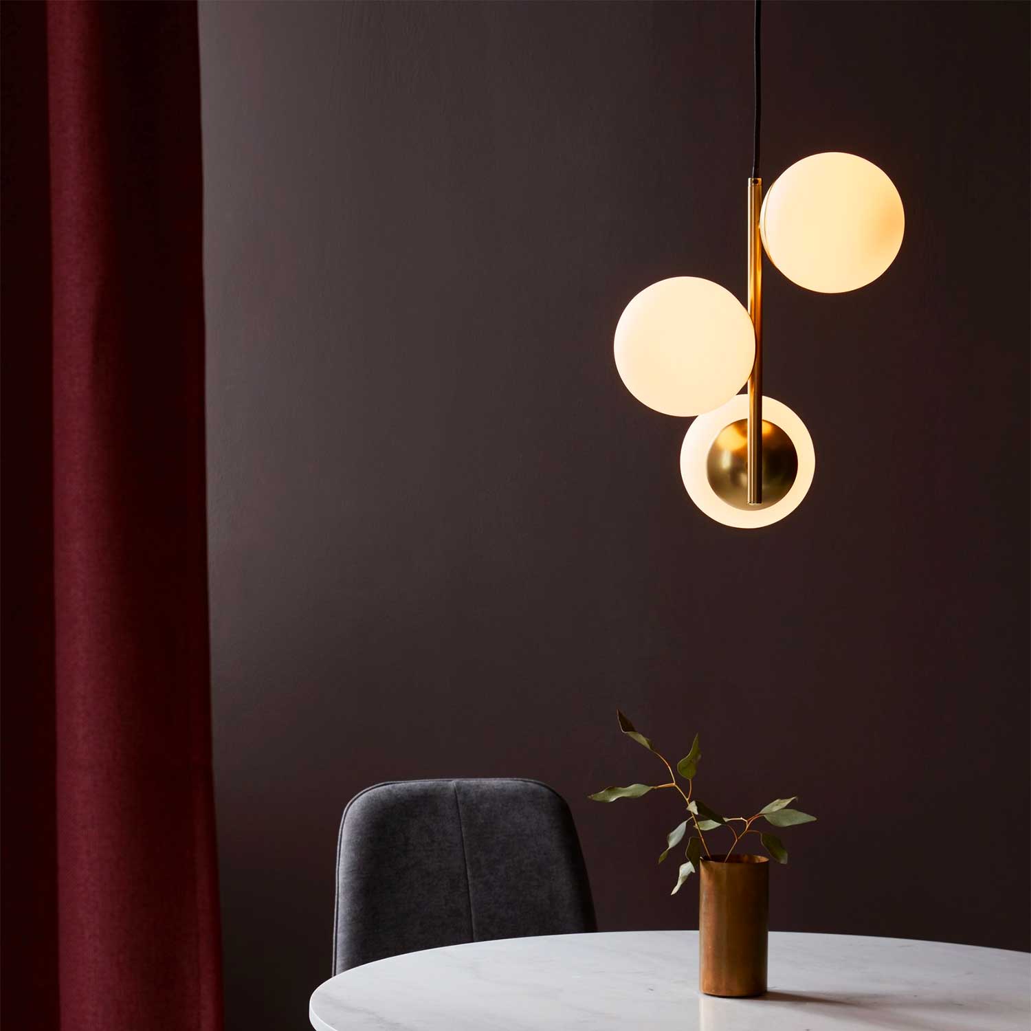 Lilly - Art-Déco-Kronleuchter mit Glaskugeln für Schlafzimmer