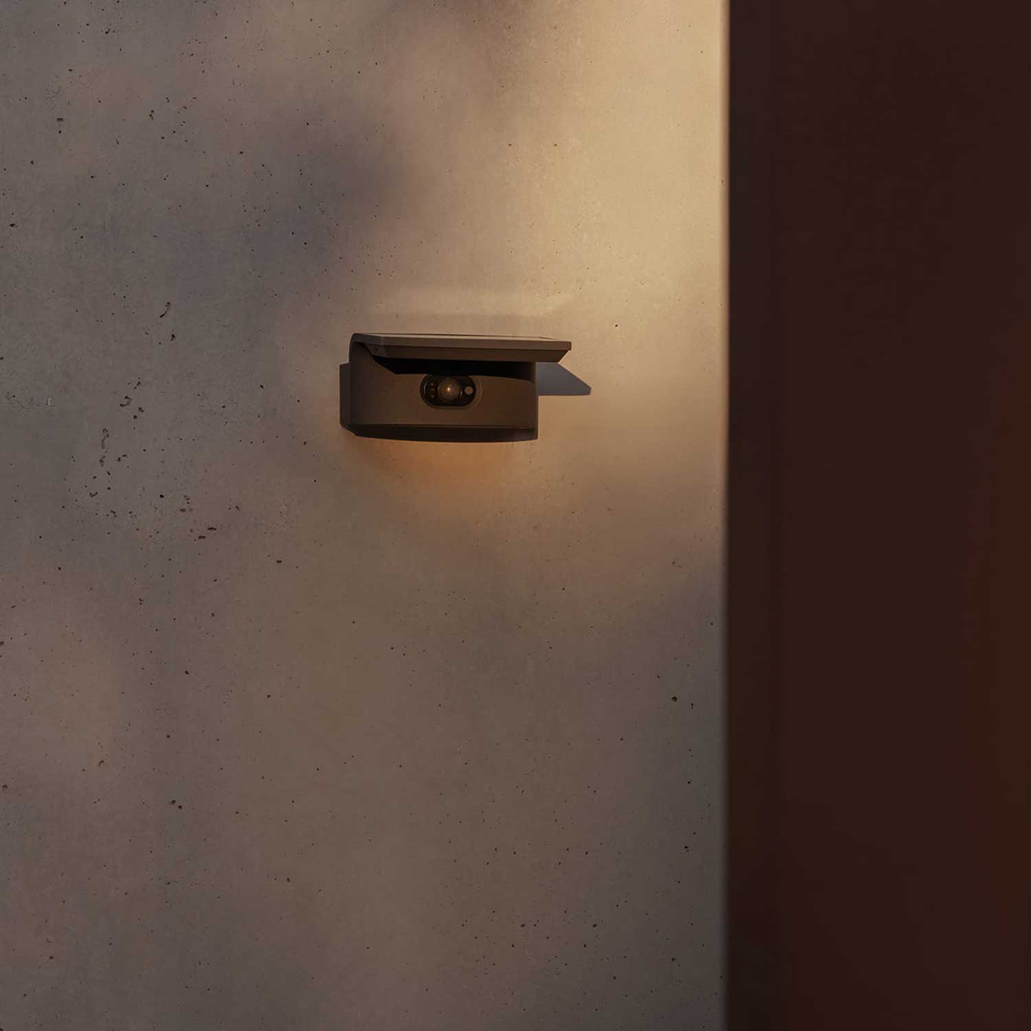 Luma - Applique murale extérieure solaire à détecteur de mouvement