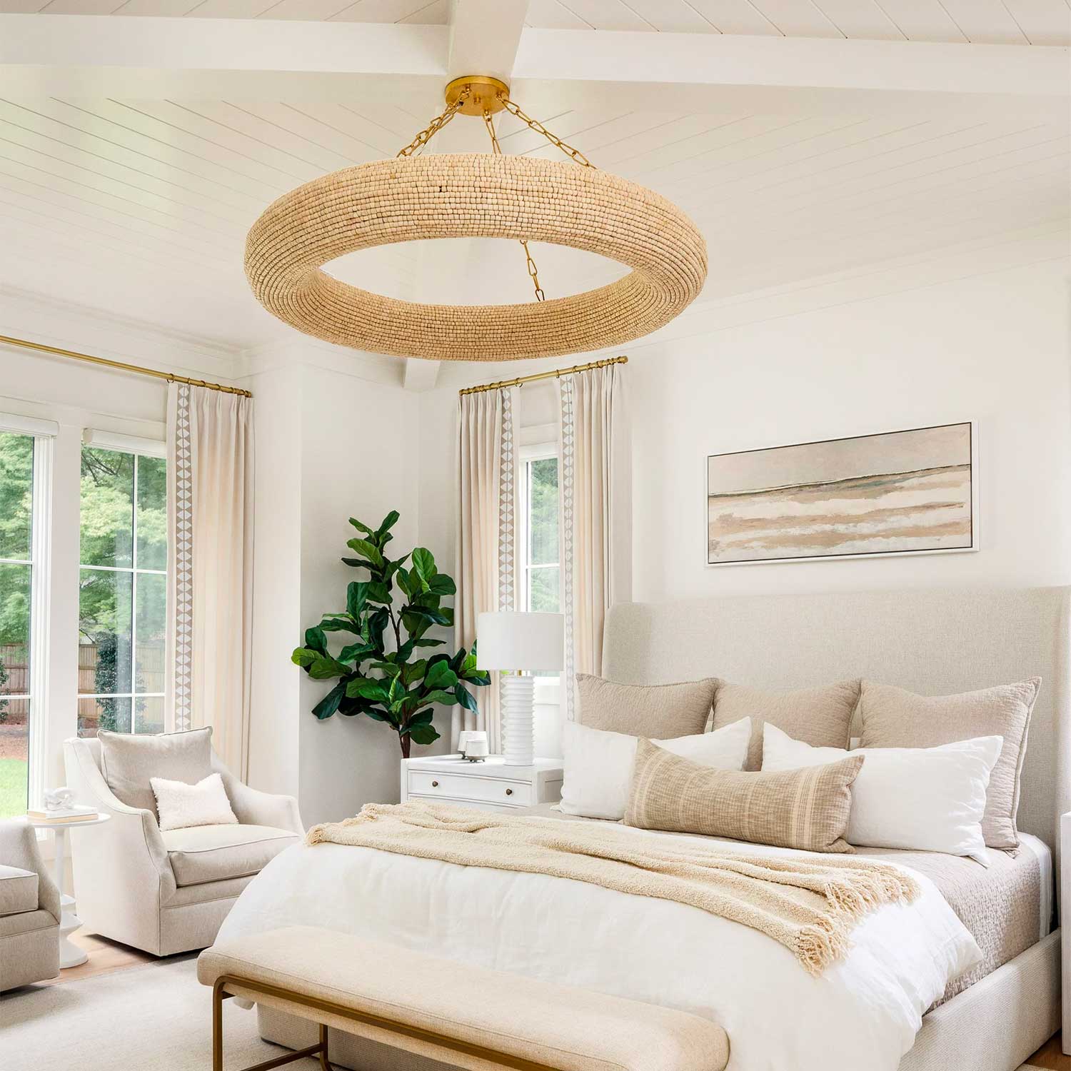 Lure - Lustre rond en bois et chaine doré pour chambre chic