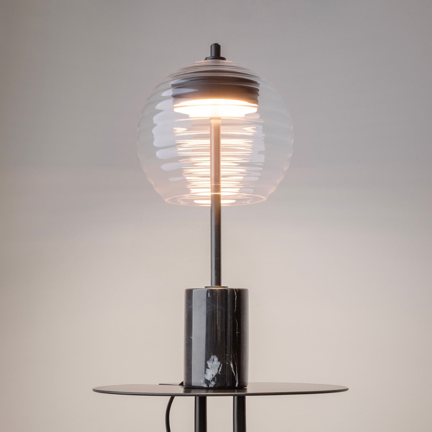 MYSTIC - Lampe de table marbre noir et verre