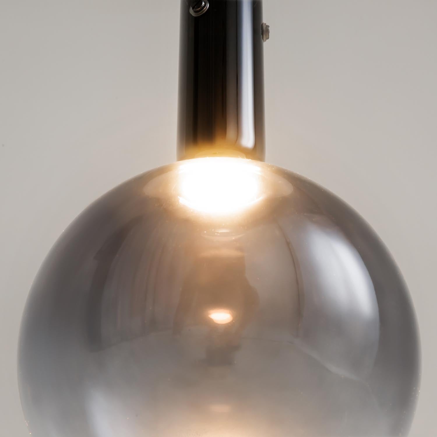 NEBULA - Suspension LED design boule en verre