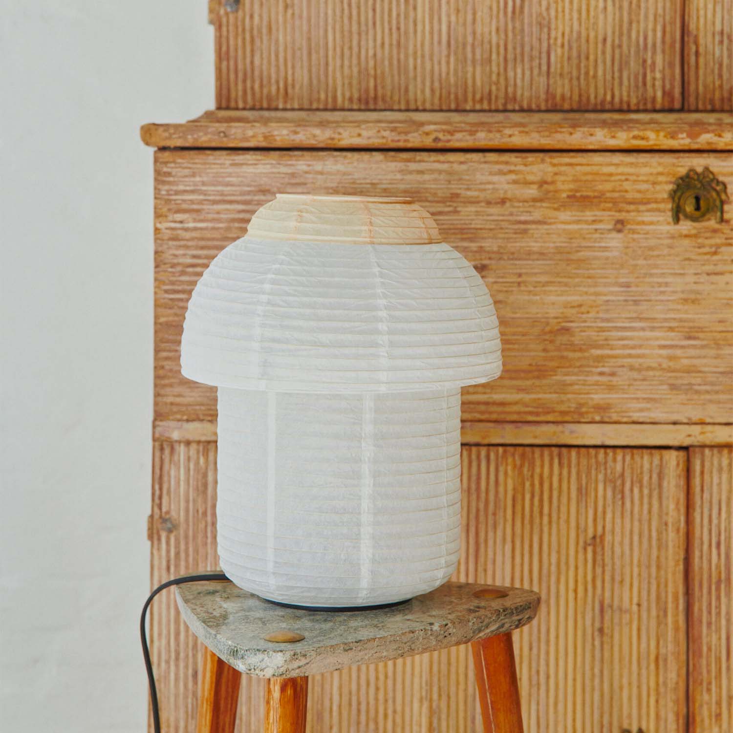 PAPIER – Nachttischlampe aus weißem Papier für Zen-Schlafzimmer