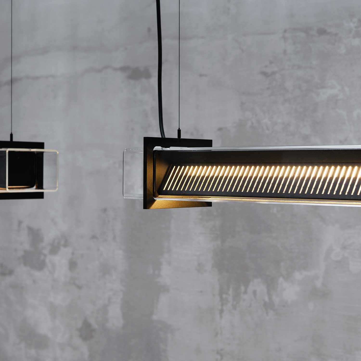 QUADRATUBE P1 - Suspension LED tube carré design moderne