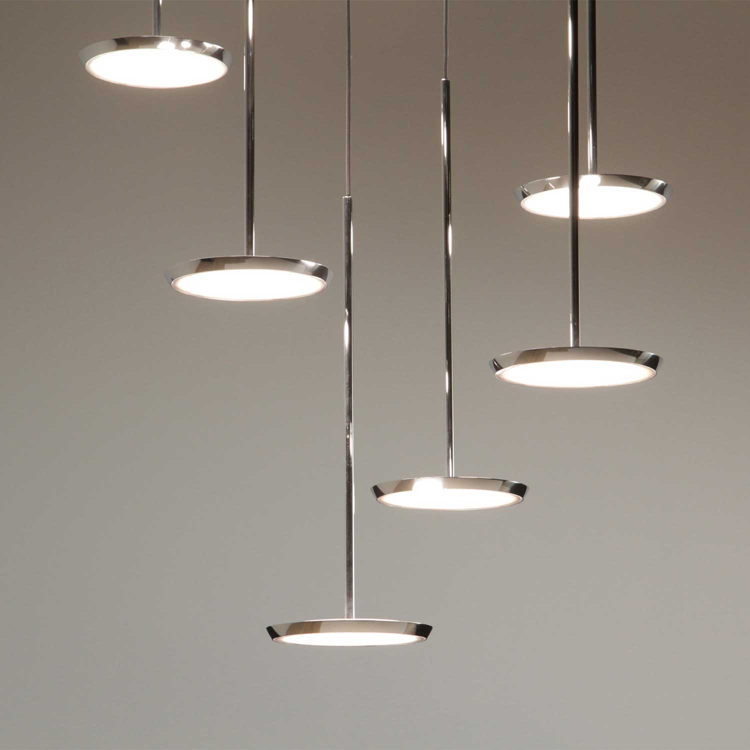 Sky Solo - Suspension LED design pour descente d'escalier