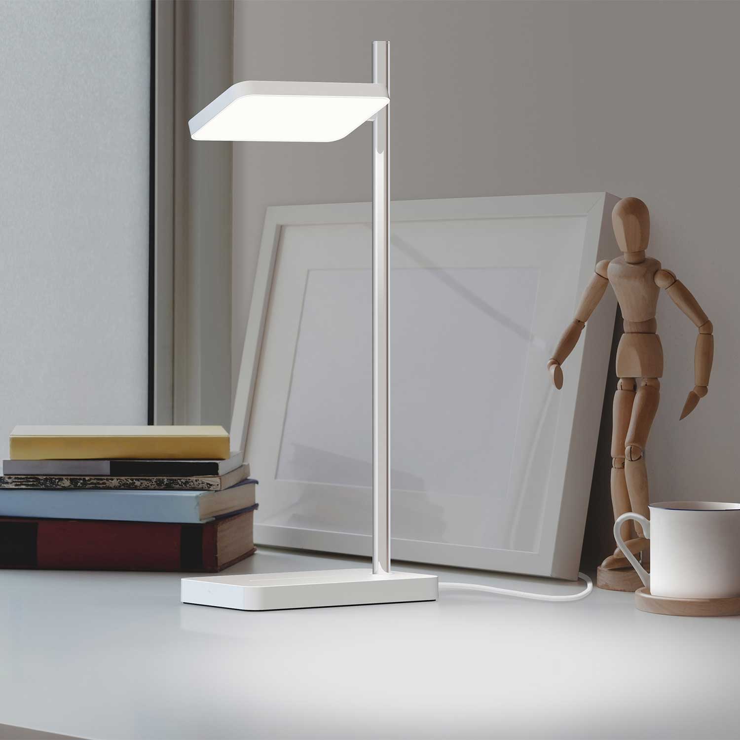 Talia - Lampe de bureau LED pour espaces professionnels