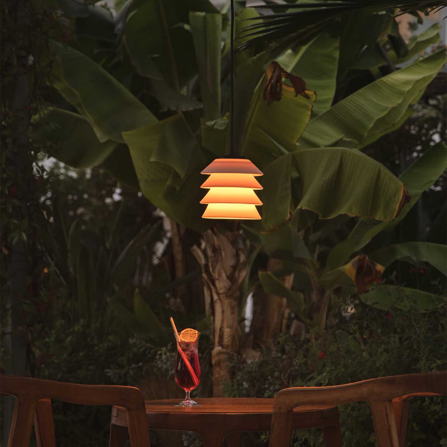 Toba - Suspension d'extérieur design pour pergola